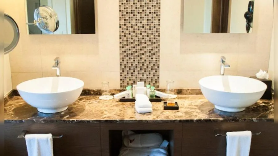 Hotel Coral & Marina