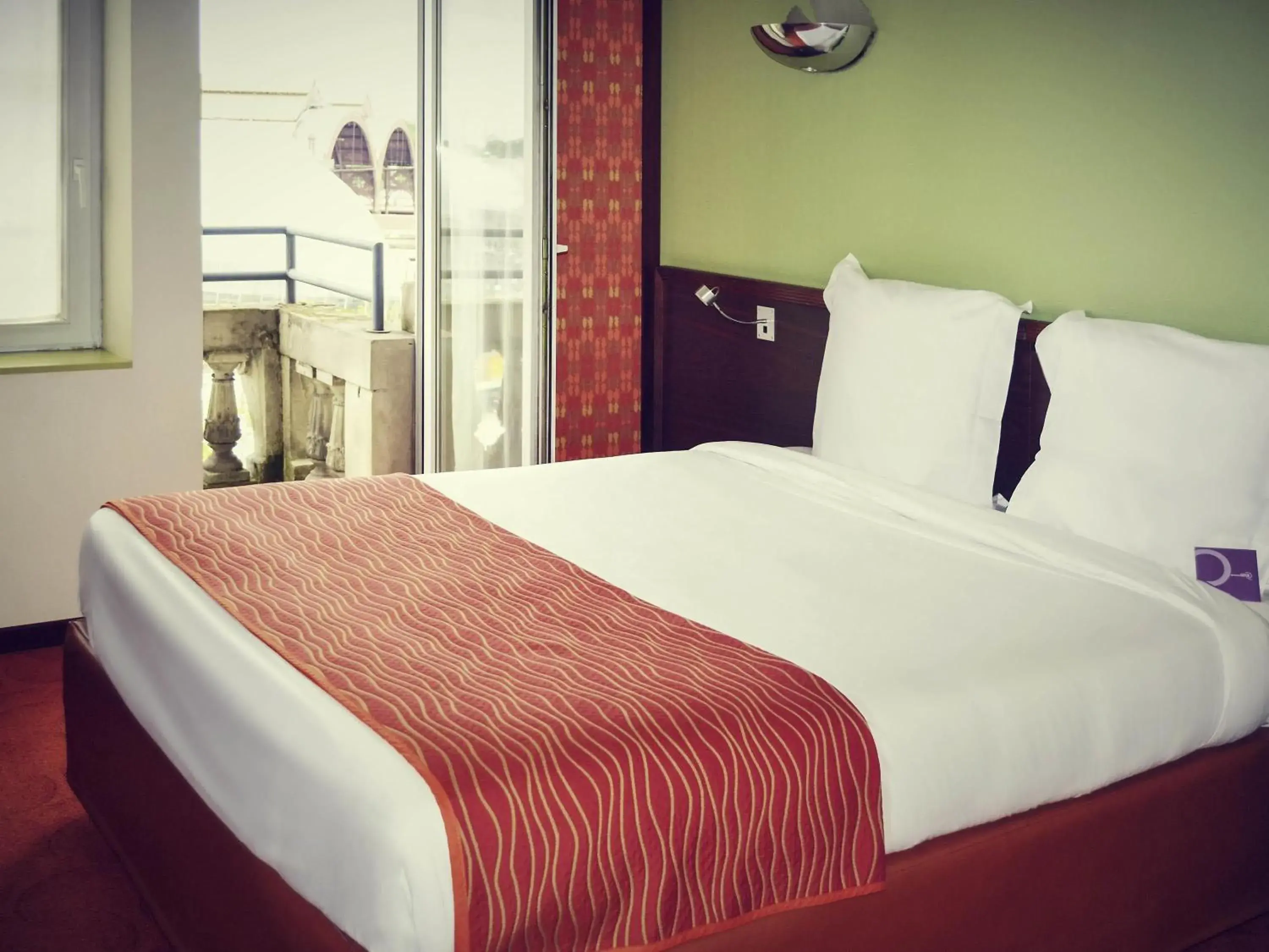 Classic Double Room in Mercure Strasbourg Centre Gare Classic Double Room in Mercure Strasbourg Centre Gare