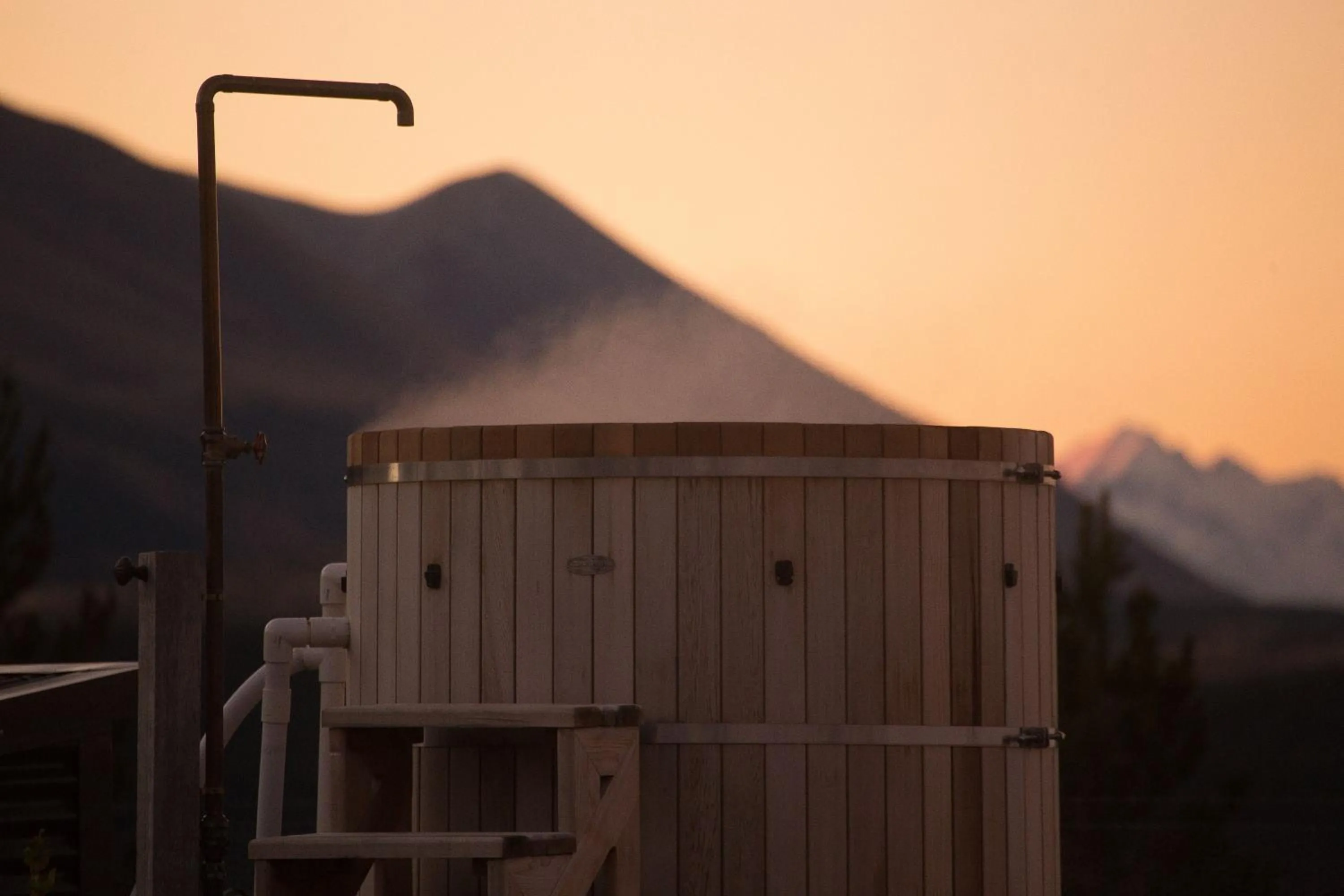 Hot Tub in Mt Cook Lakeside Retreat