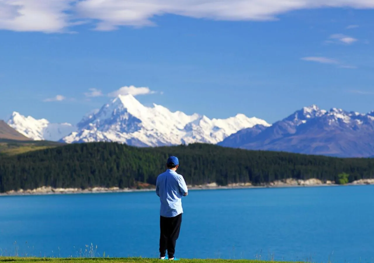 Natural landscape in Mt Cook Lakeside Retreat