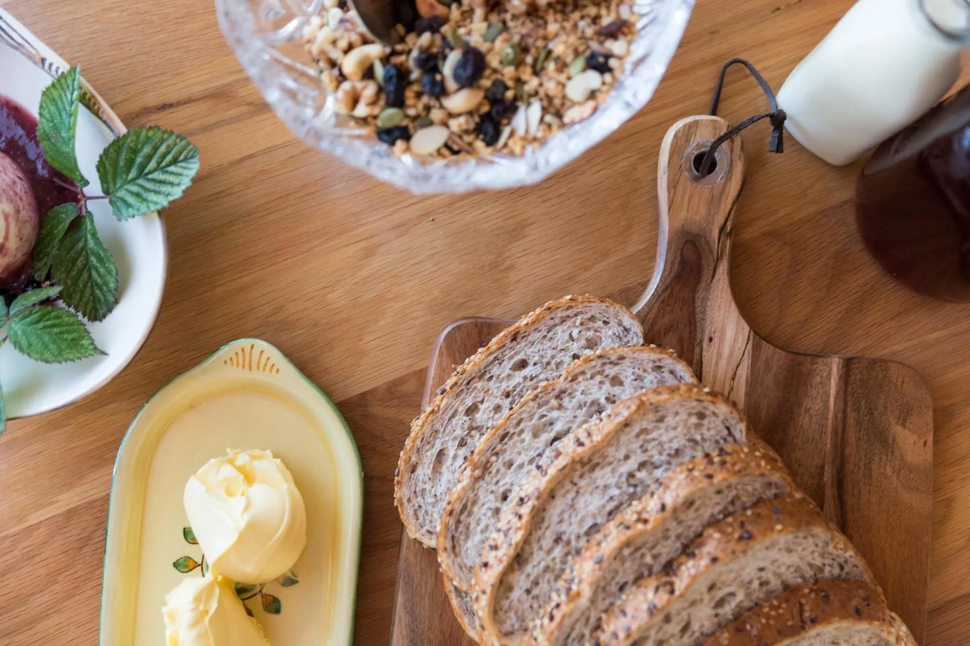 Breakfast in Mt Cook Lakeside Retreat