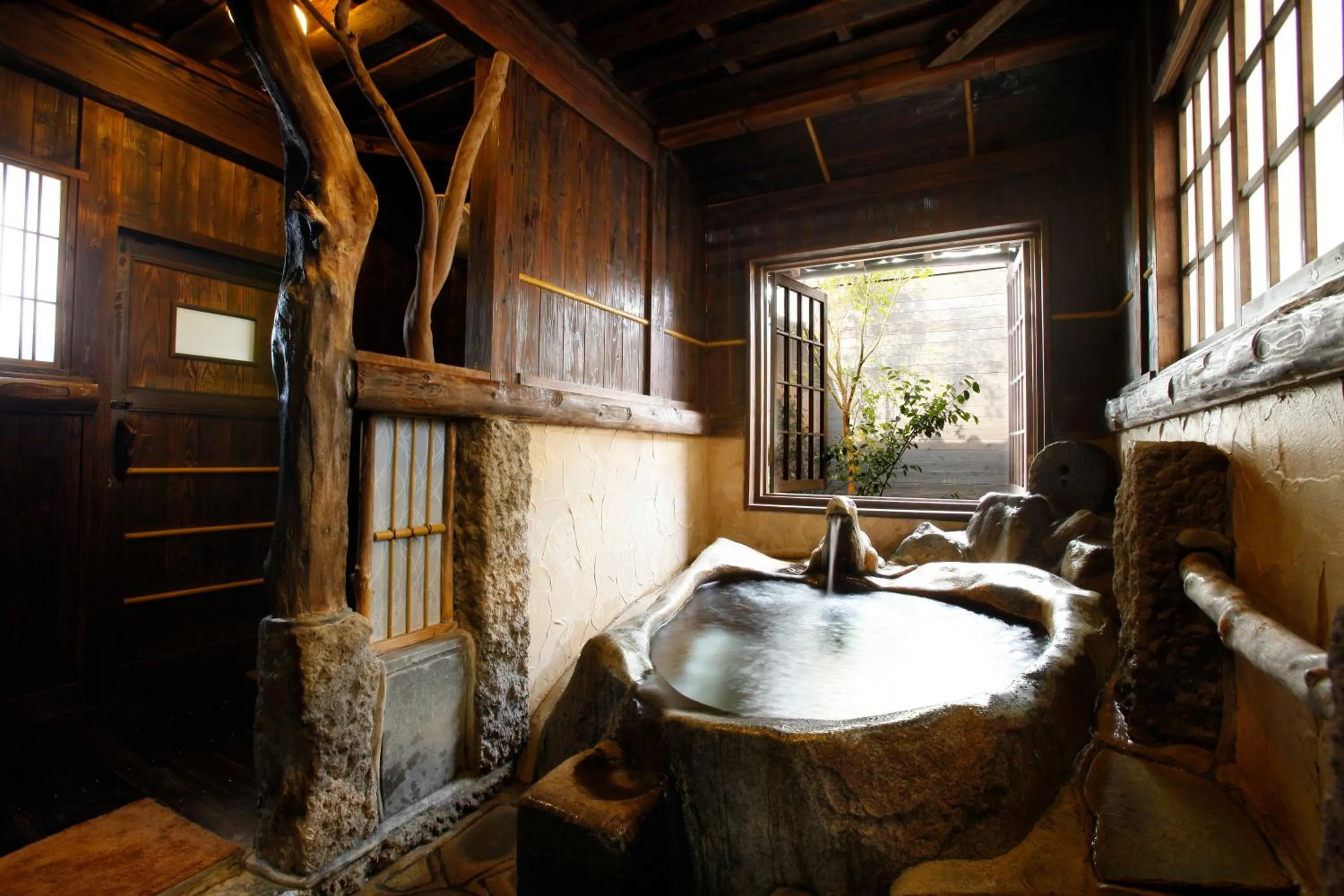 Hot Spring Bath in Yunoyado Irifune