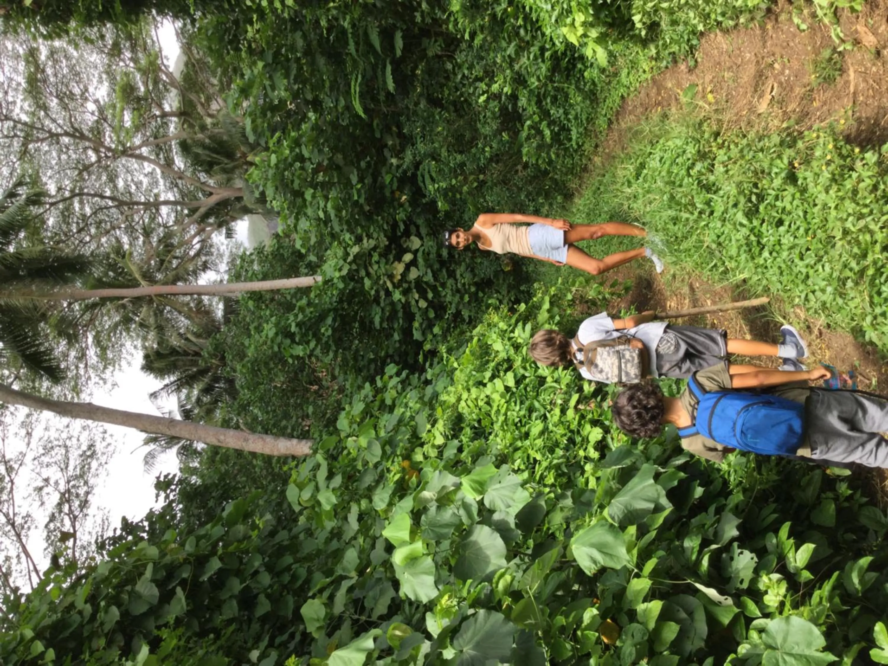 Hiking in Village Temanuata