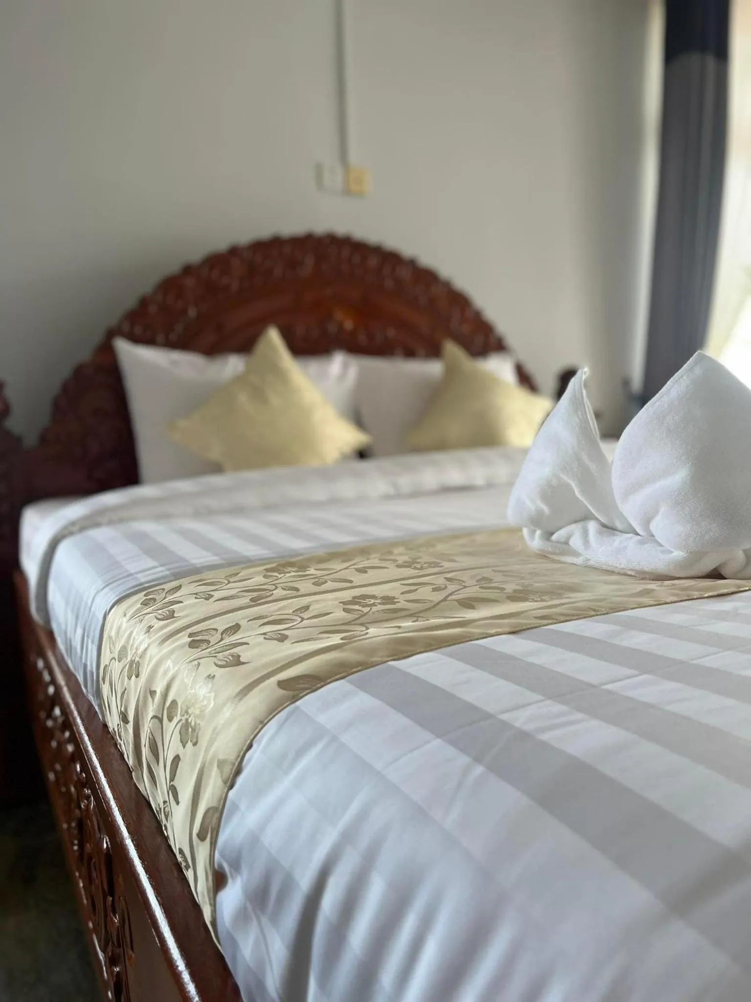 Bed in The Moon Kampot Boutique