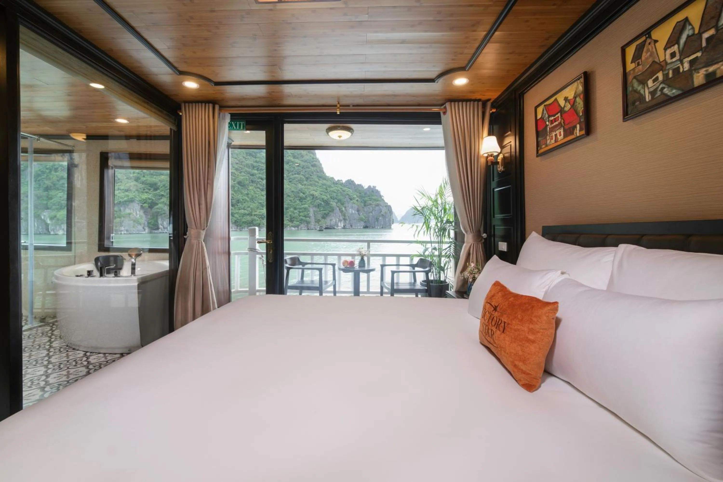 Photo of the whole room, Bed in Victory Star Cruise