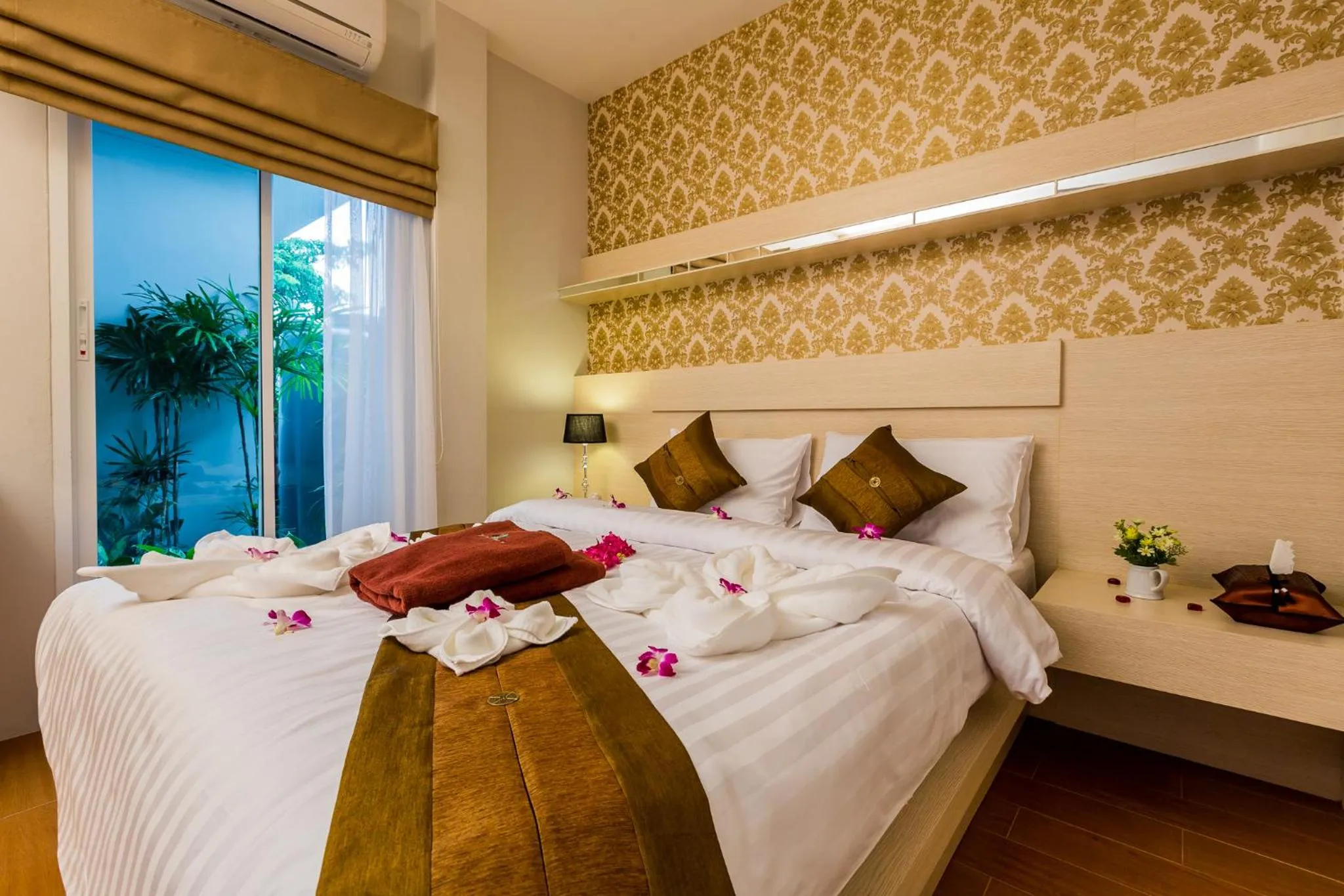 Bedroom, Bed in Irawan House