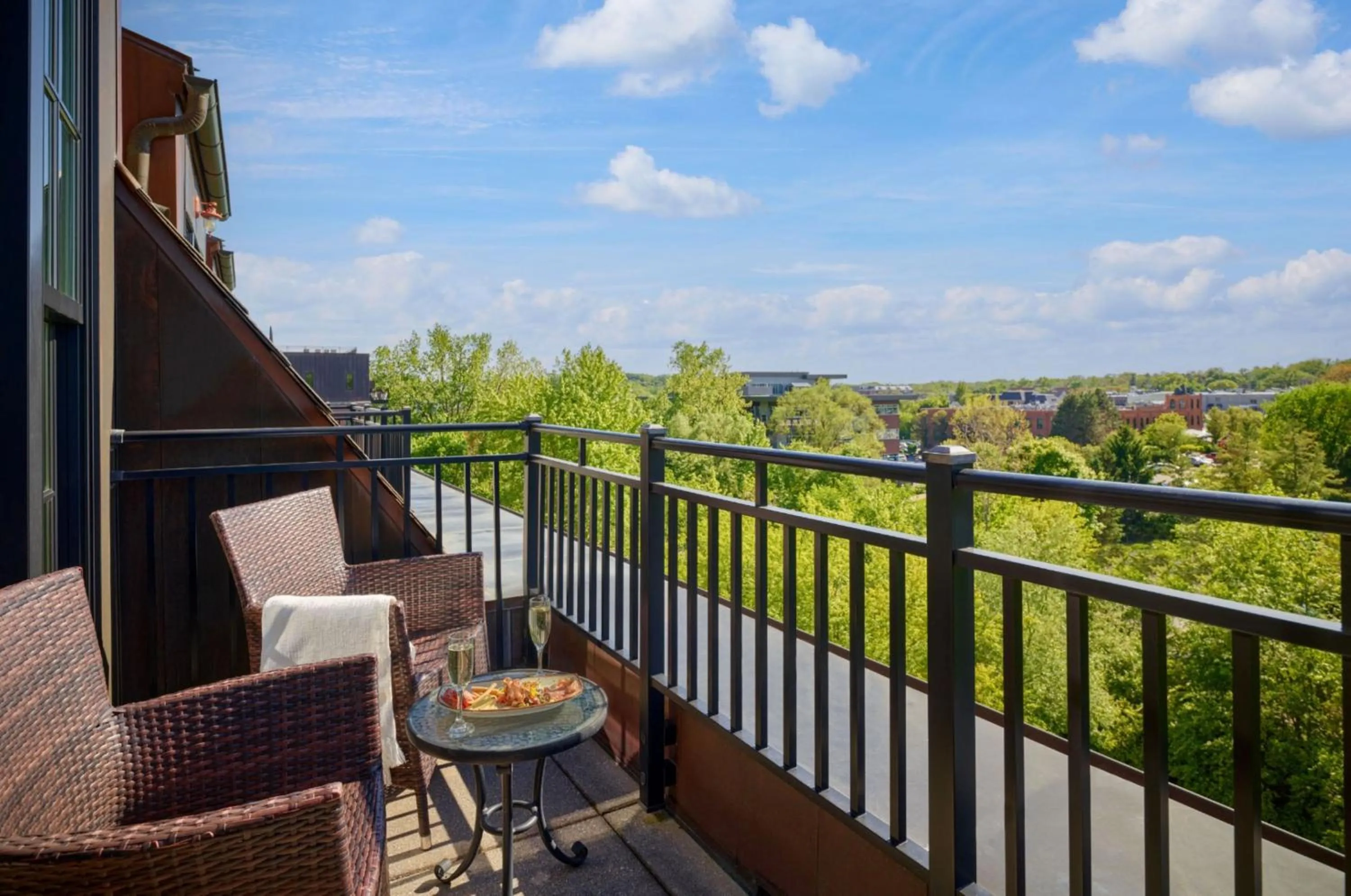 Patio in Royal Park Hotel