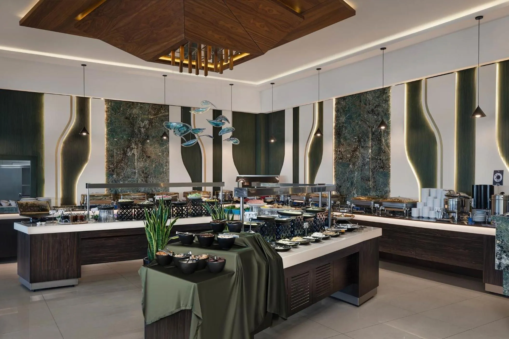 Restaurant/places to eat in Titanic Hotel & SPA