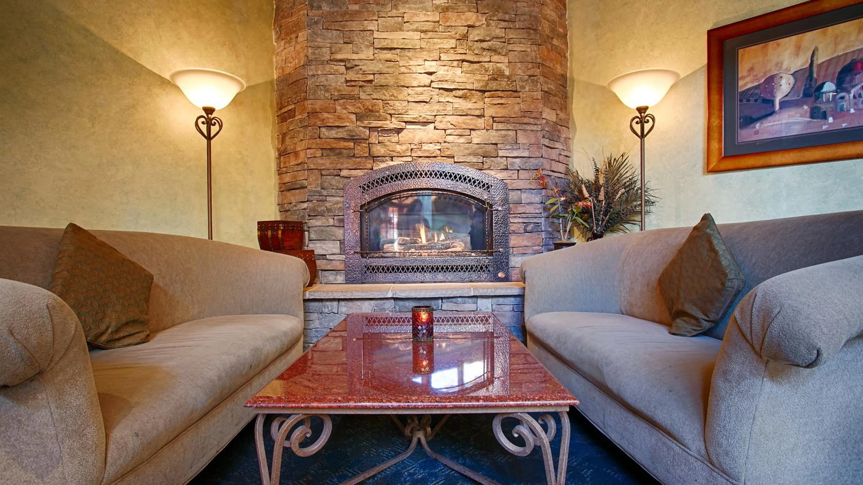 Lobby or reception in SFO El Rancho Inn SureStay Collection by Best Western