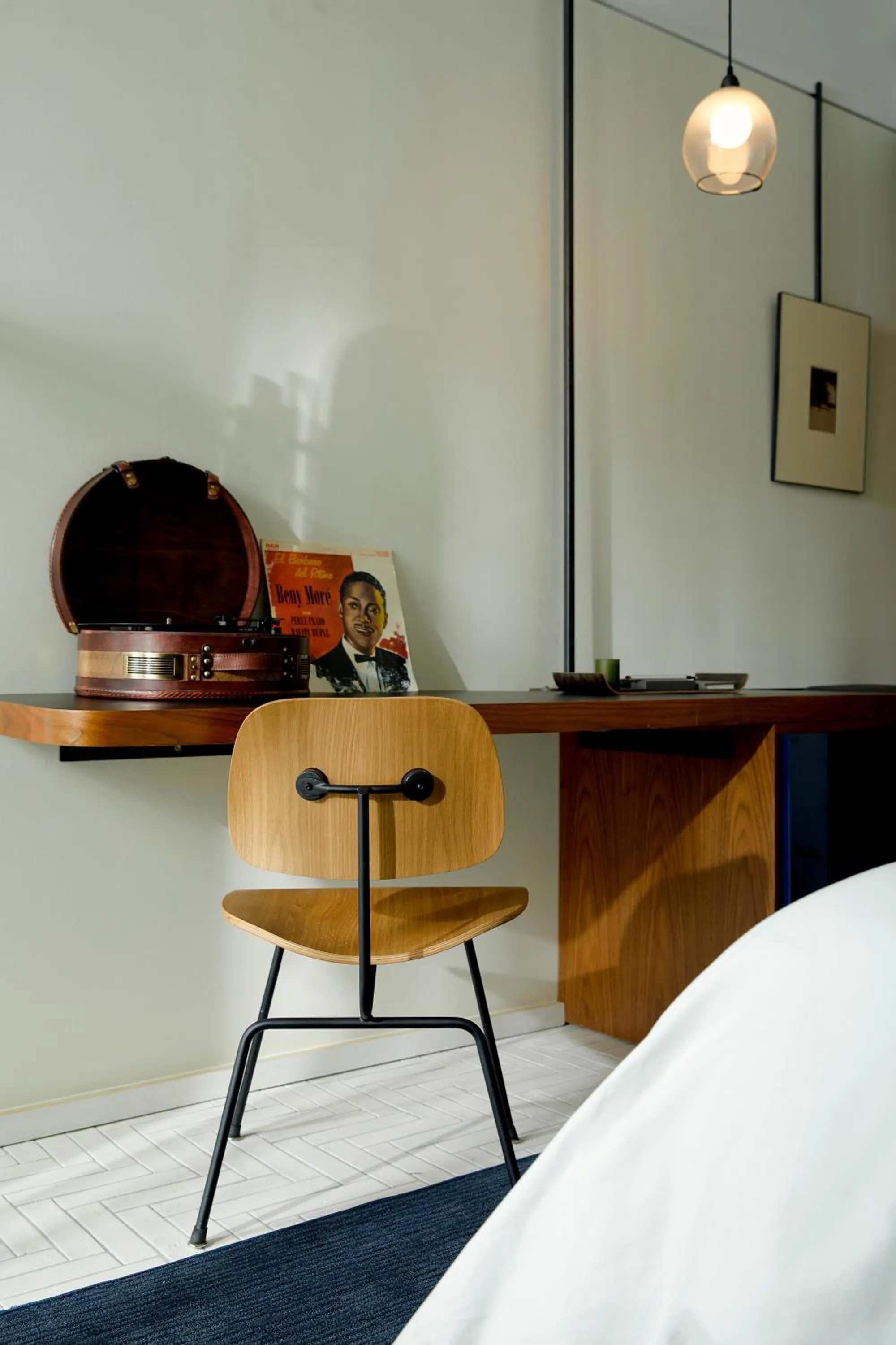 Seating area, Bed in Hotel Haya