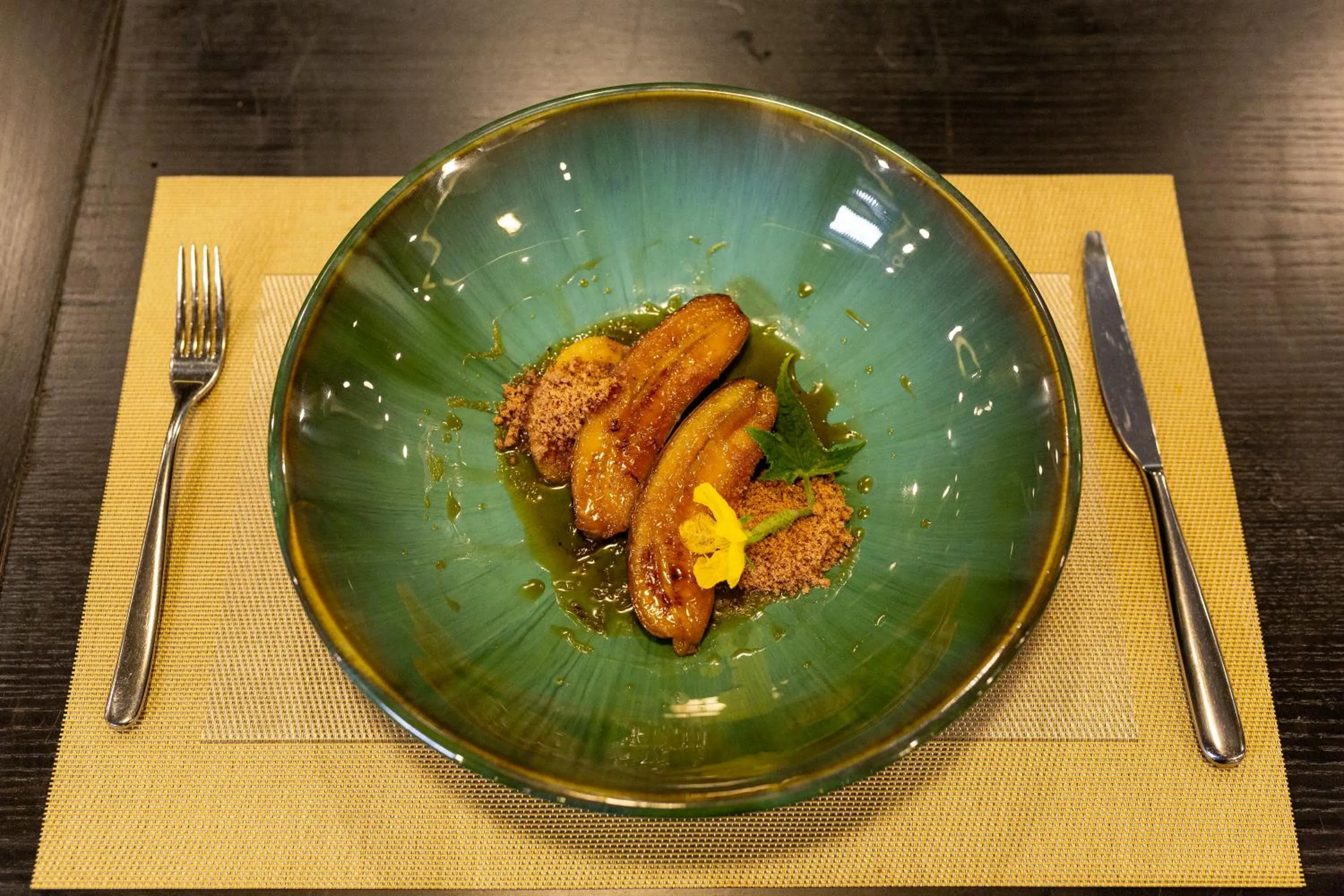 Food and drinks in La Regina Grand Cruise