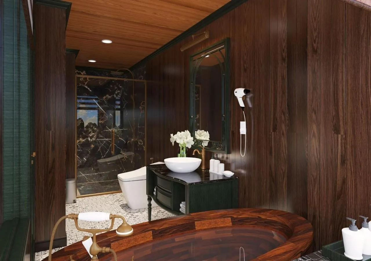 Bathroom in La Regina Grand Cruise