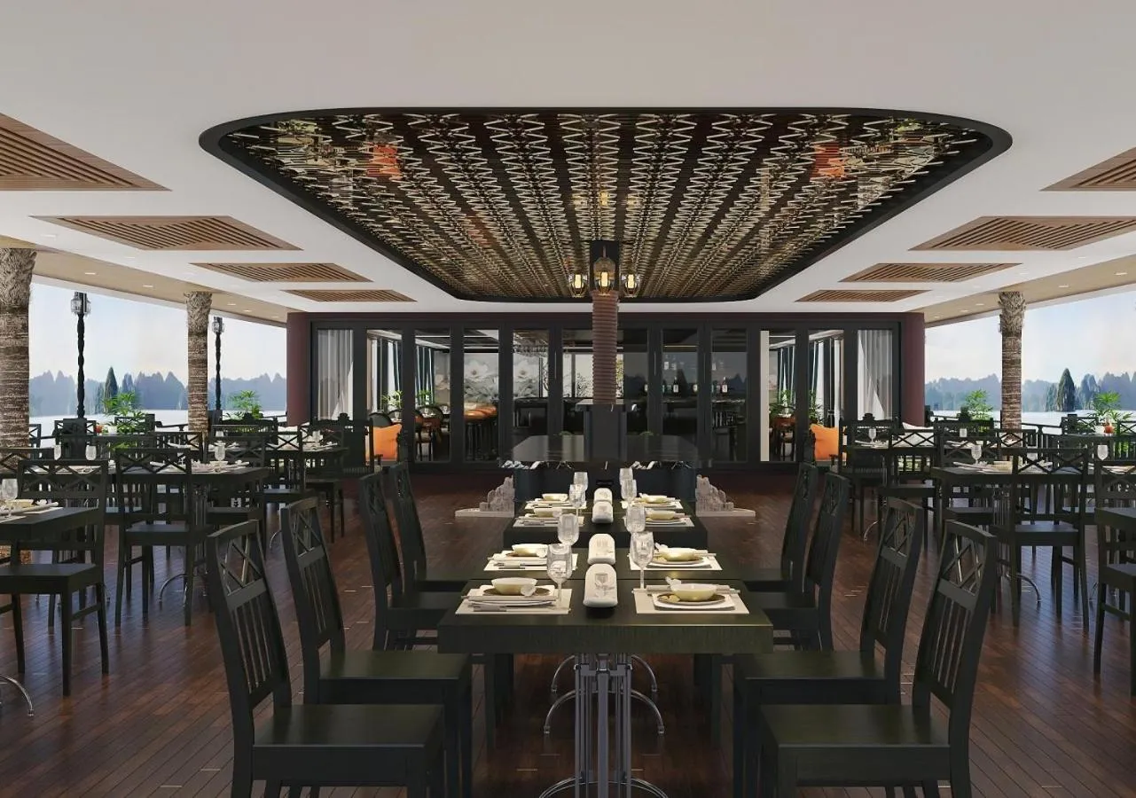 Restaurant/places to eat in La Regina Grand Cruise