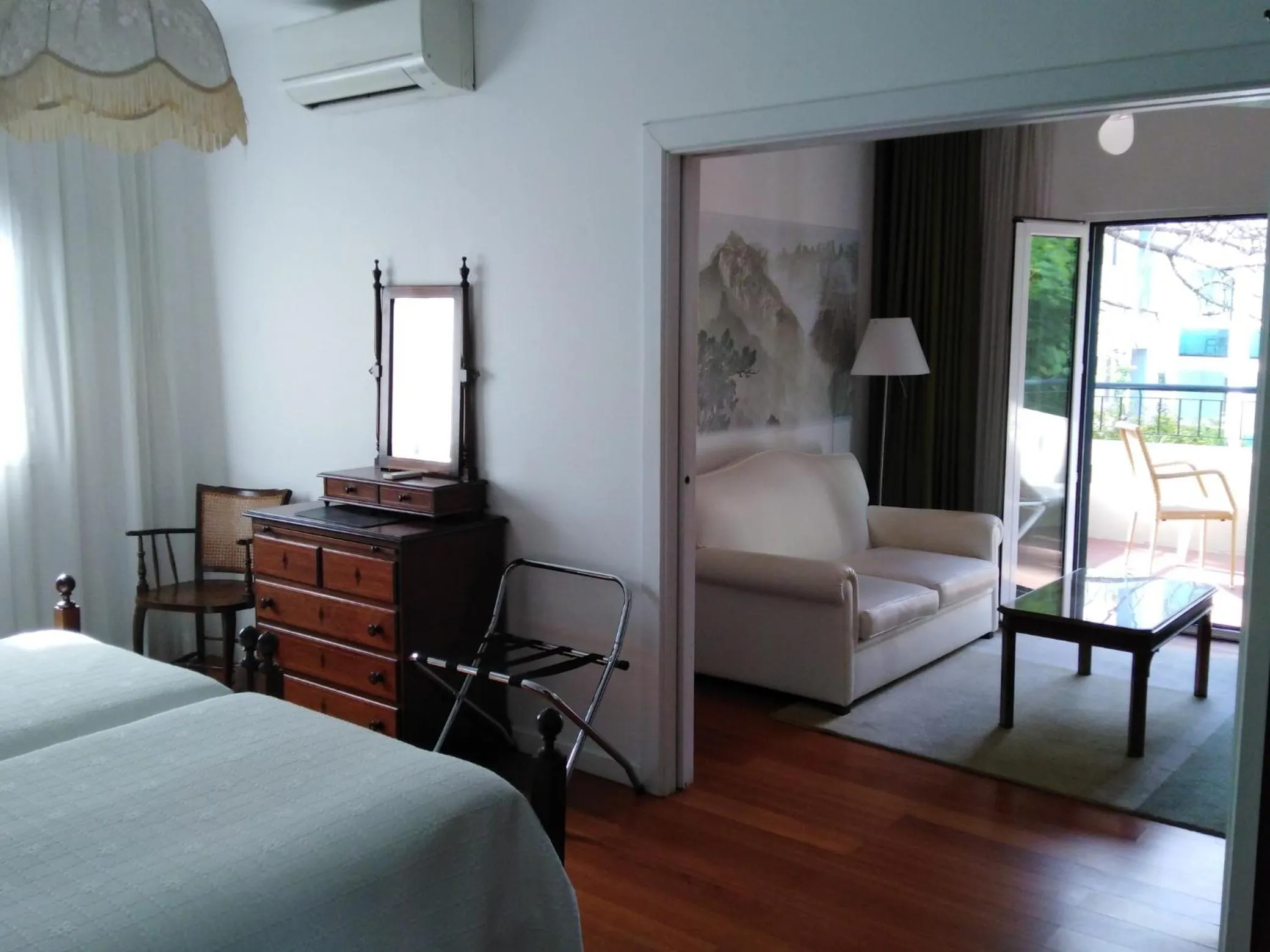 Living room, Bed in Vila Vicência