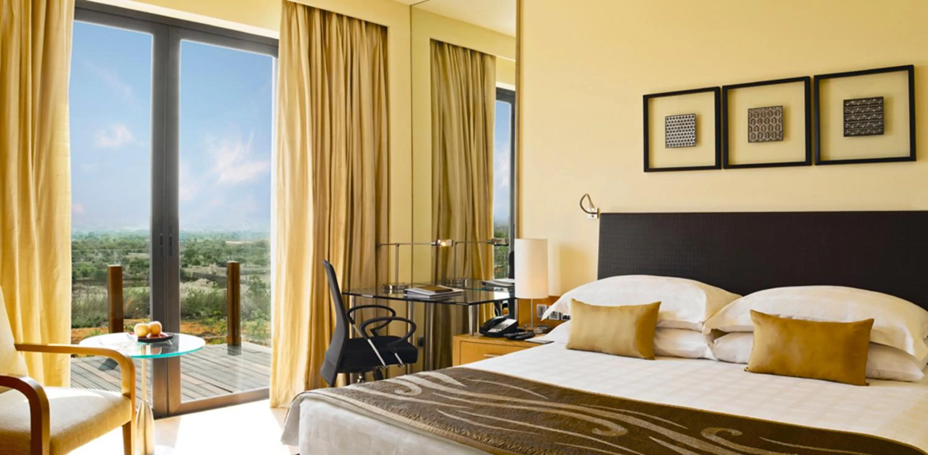 Balcony/Terrace, Bed in Hyatt Hyderabad Gachibowli