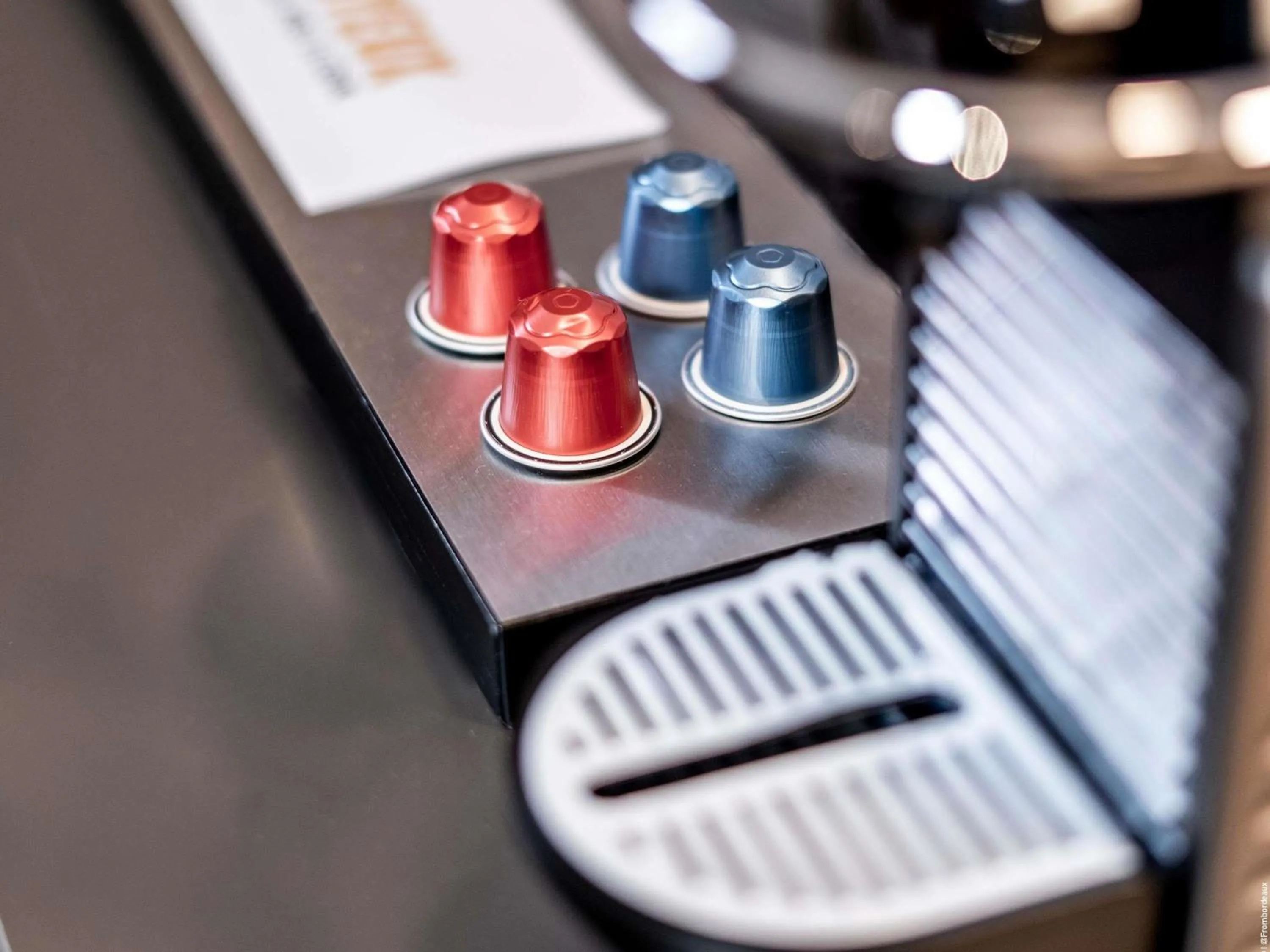 Bedroom in Mercure Bordeaux Lac