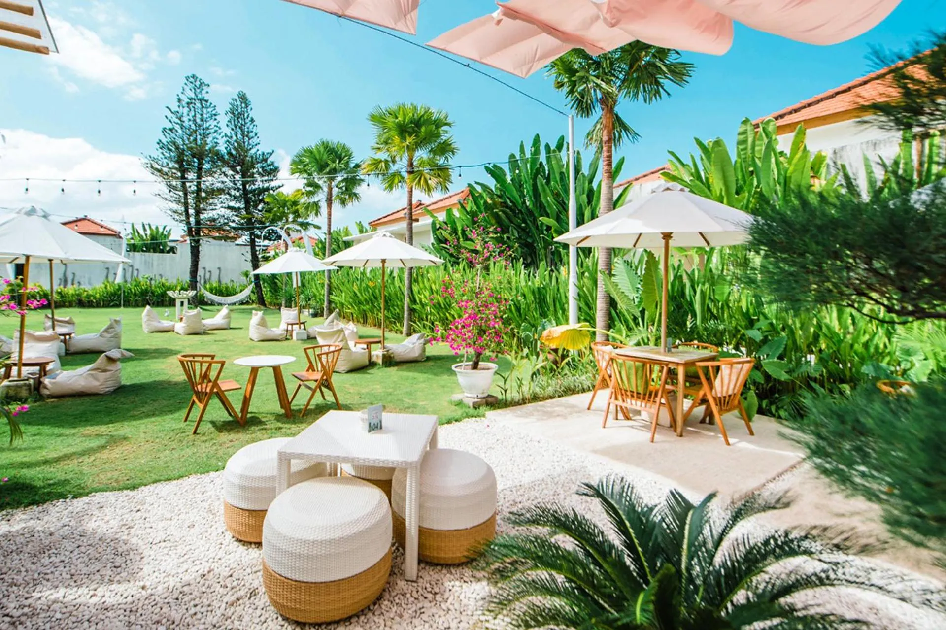 Restaurant/places to eat in The Mavila Sanur