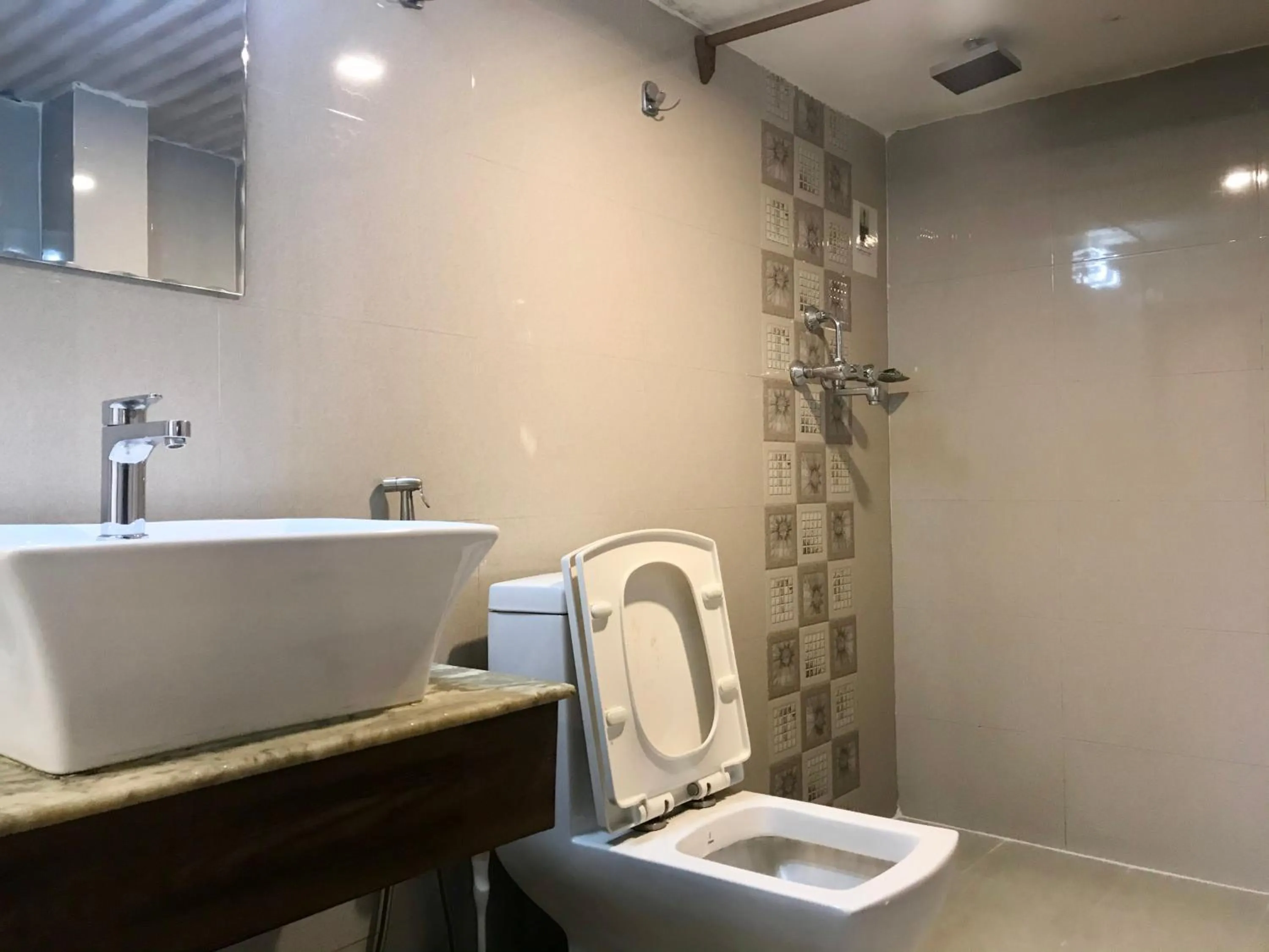 Bathroom in Shiva Guest House