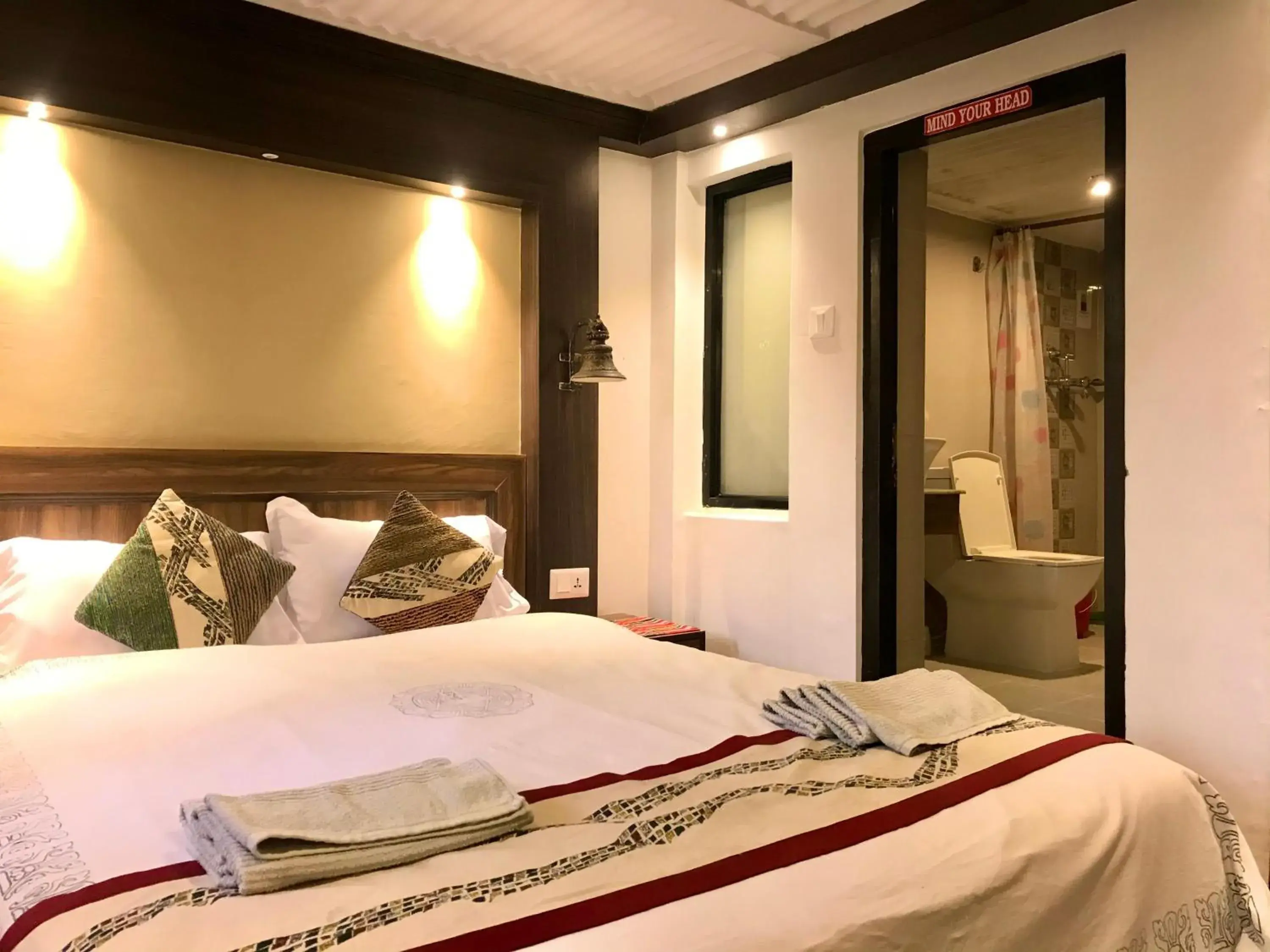 Deluxe King Suite - single occupancy in Shiva Guest House Deluxe King Suite - single occupancy in Shiva Guest House