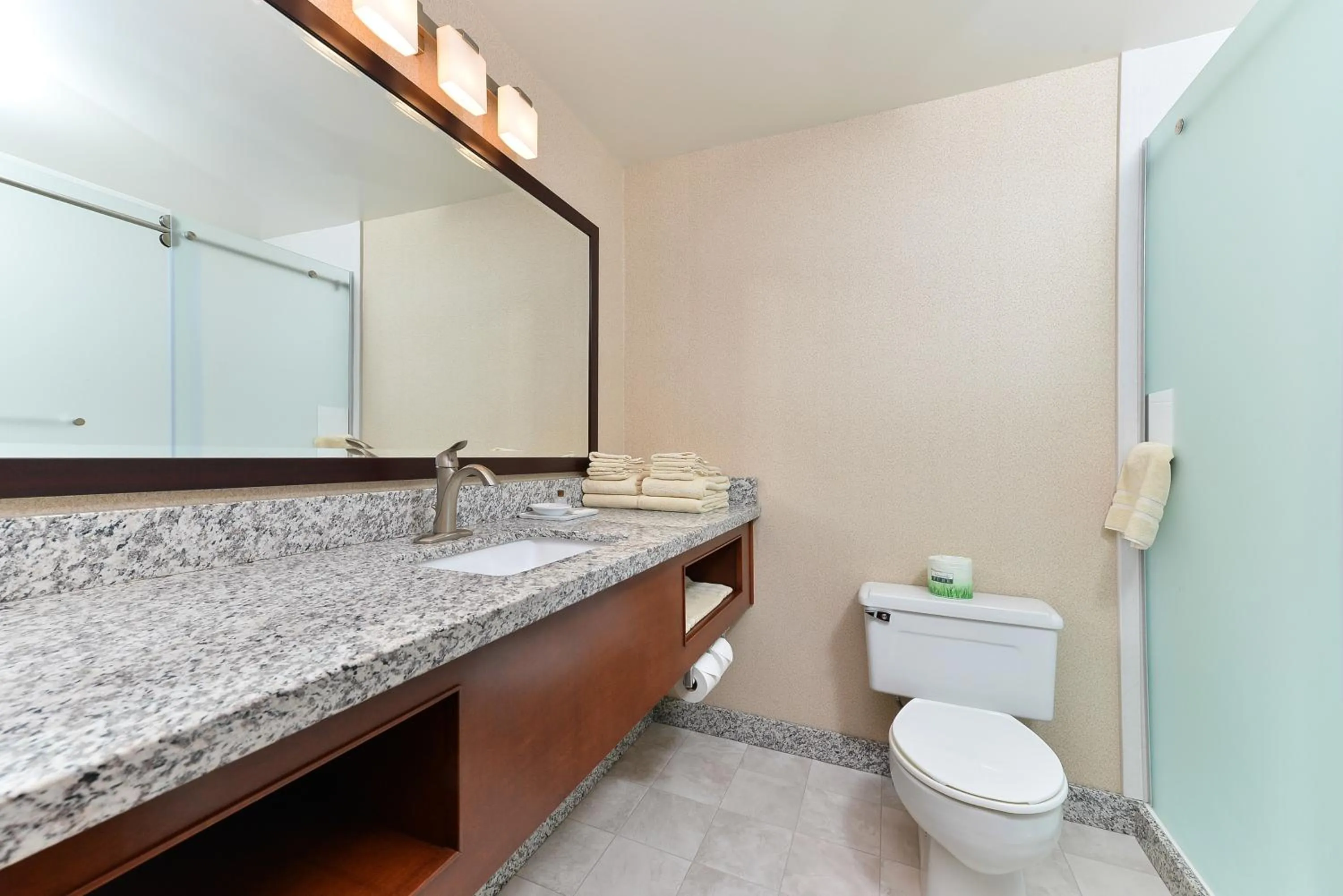 Bathroom in Buffalo Bill Cabin Village