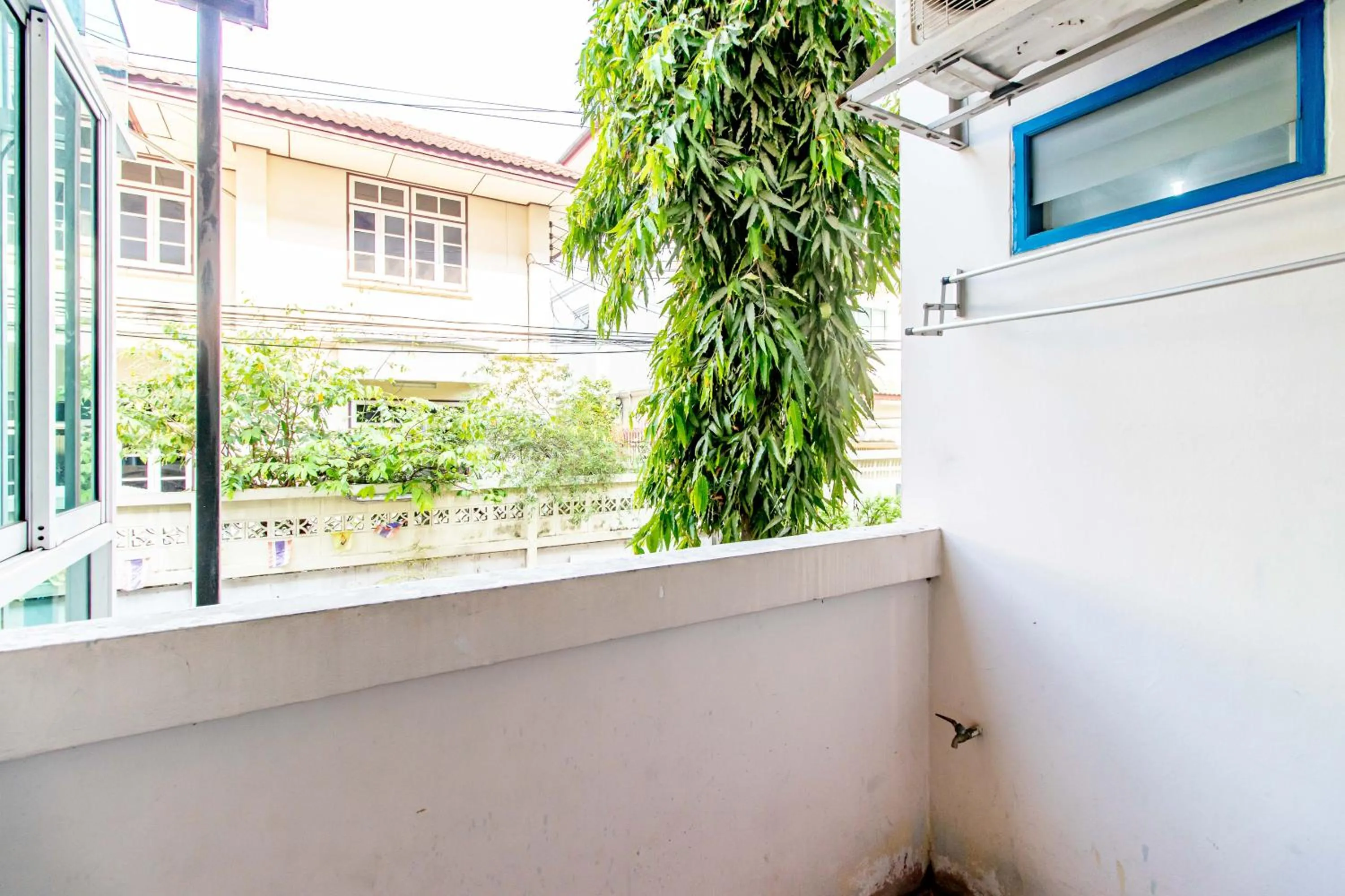 Balcony/Terrace in Riski Residence Bangkok-noi - Wasit Apartment