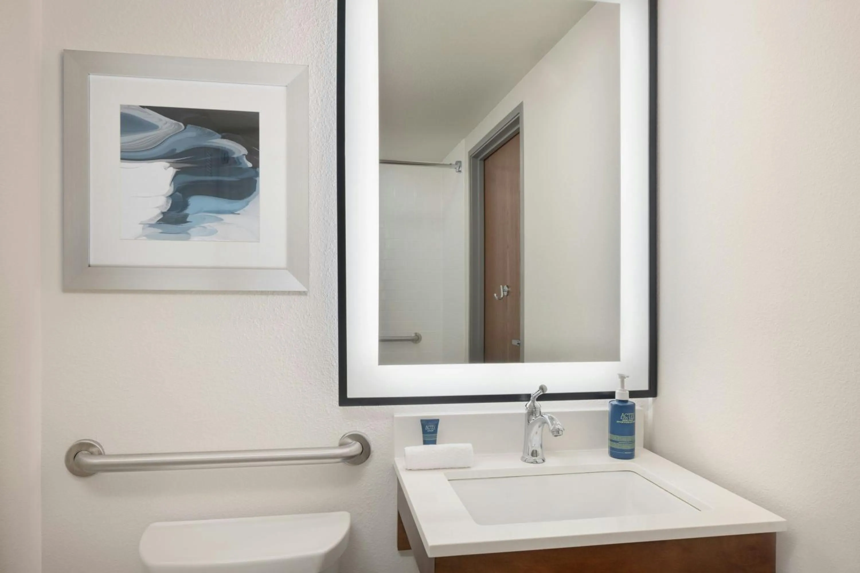 Bathroom in Four Points By Sheraton - Saginaw