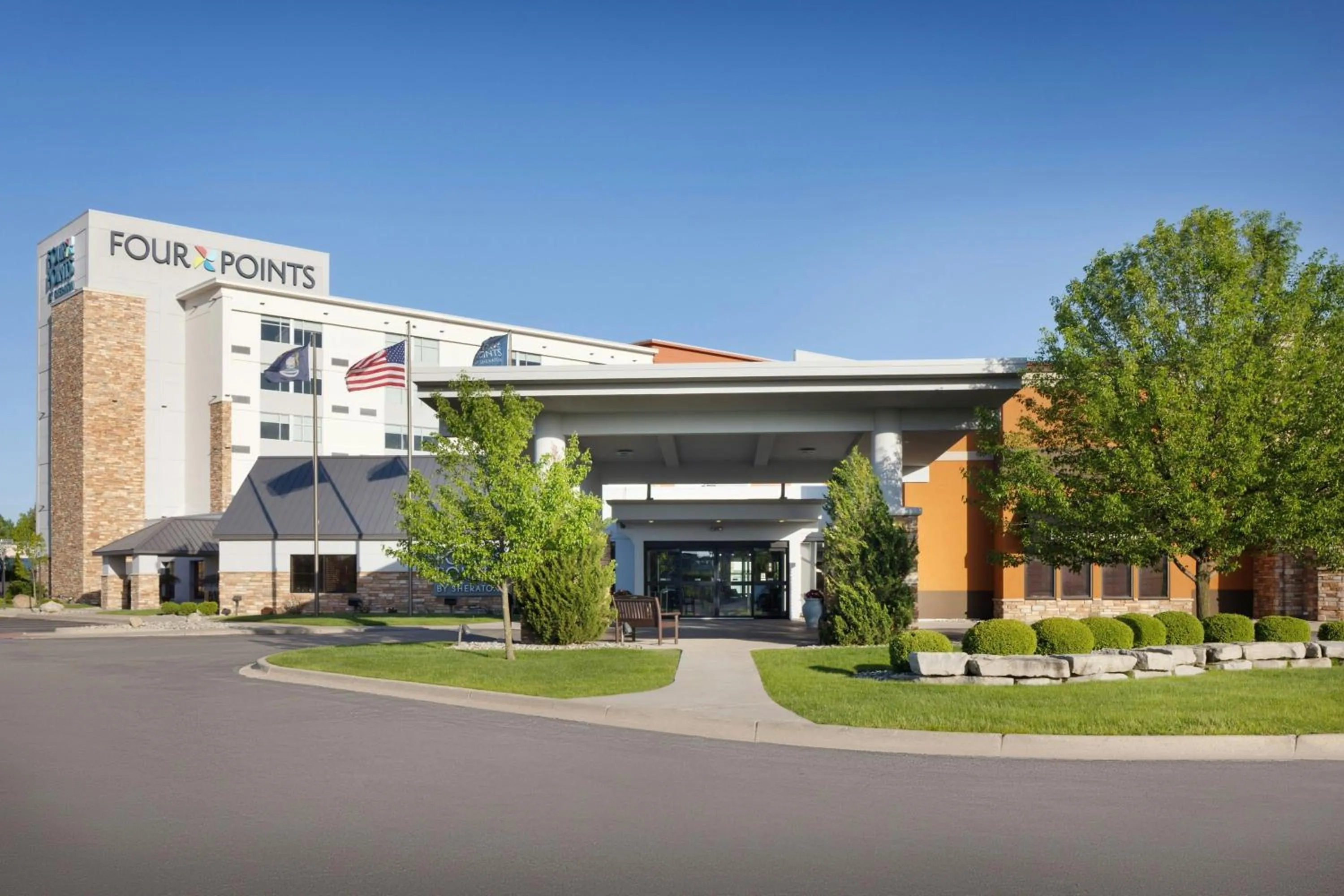 Property building in Four Points By Sheraton - Saginaw