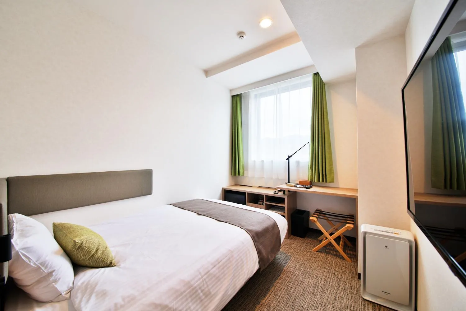 Photo of the whole room, Bed in Rembrandt Style Gotemba Komakado