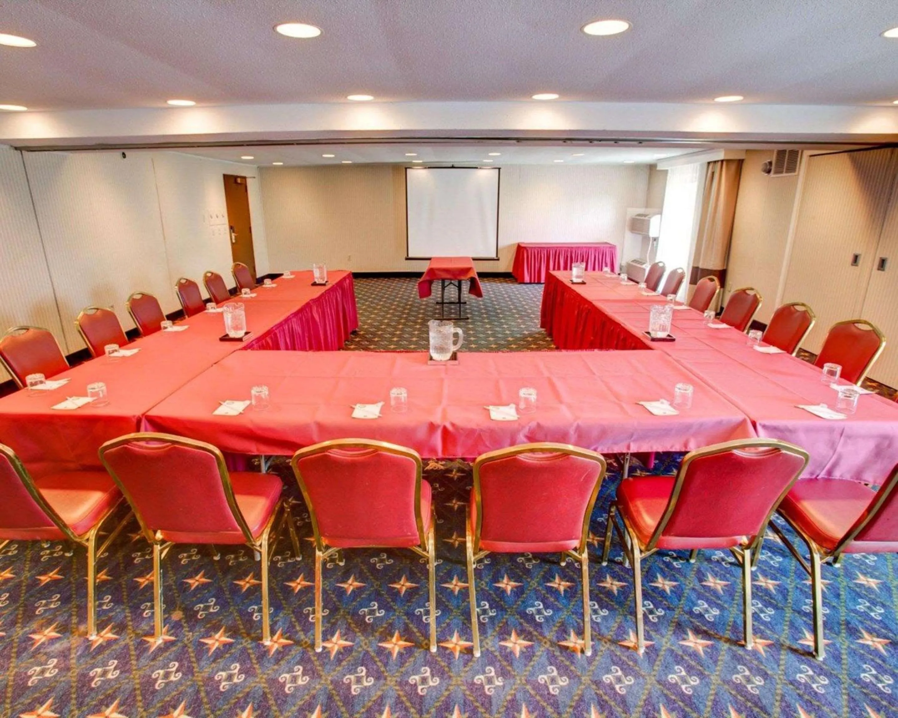 On site in Comfort Inn Conference Center Pittsburgh Penn Hills