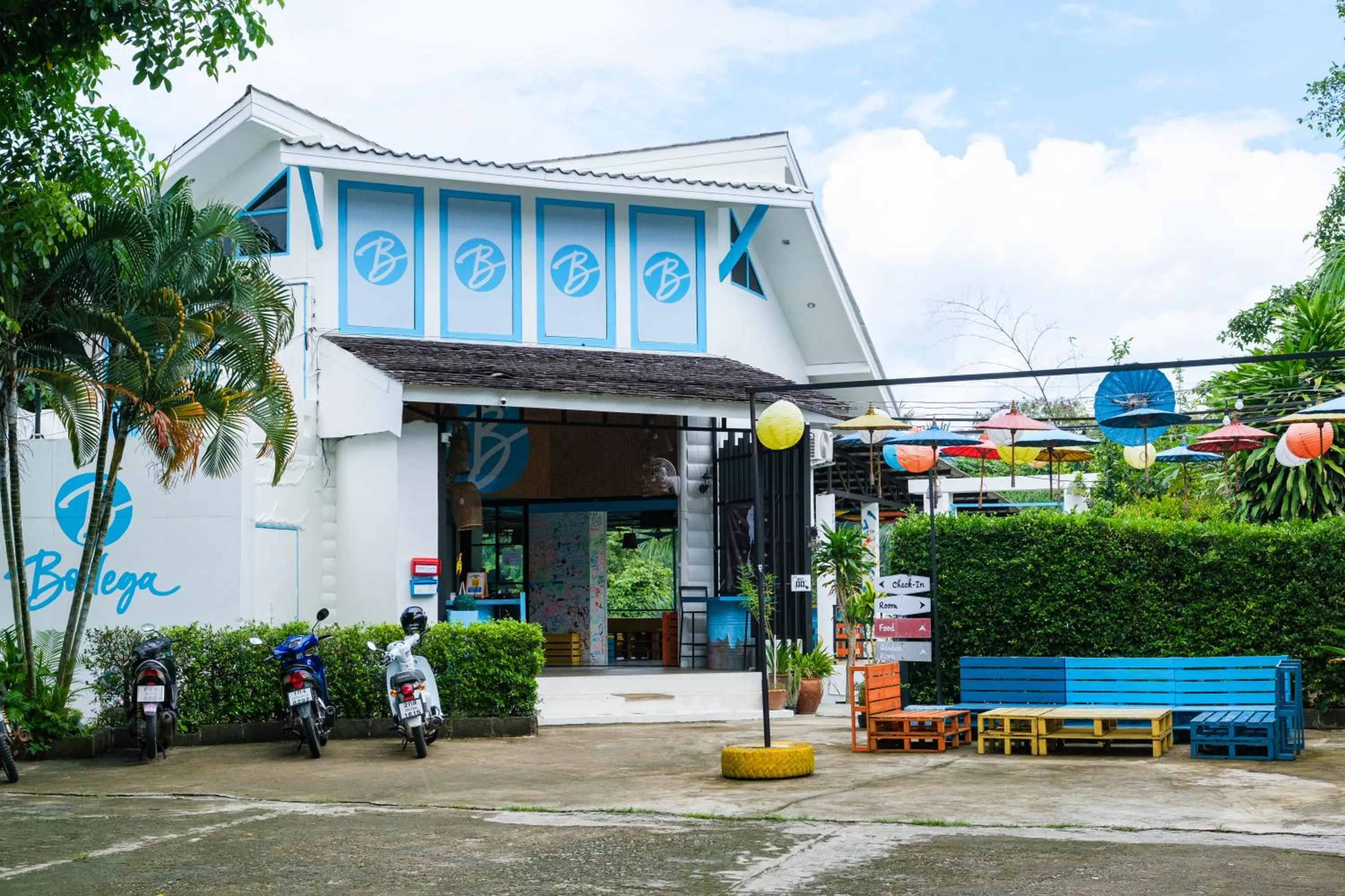 Property building in Bodega Pai