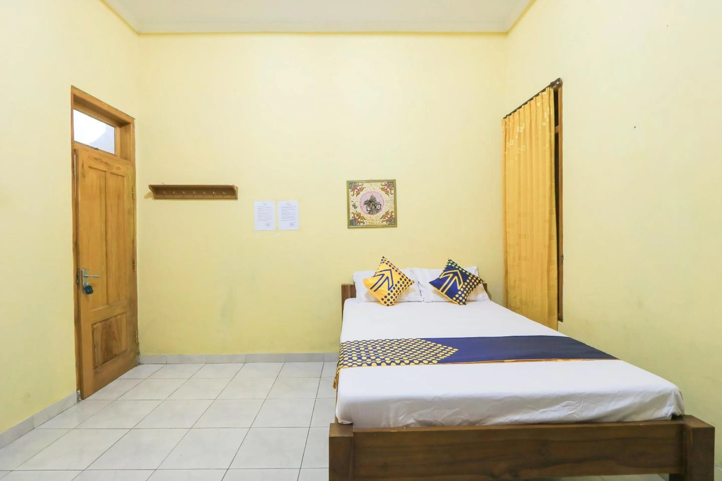 Bedroom, Bed in Hotel O Wallet Family Residence Syariah