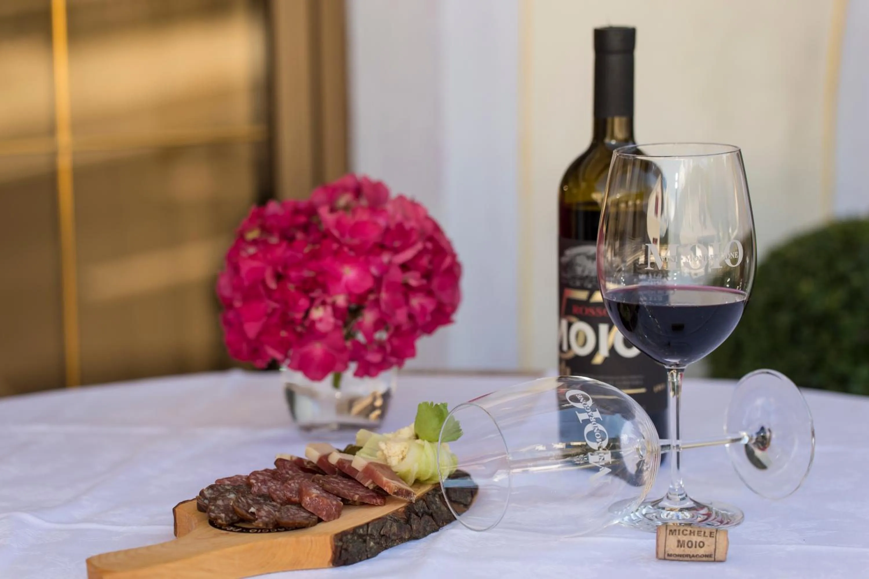 Food and drinks in Hotel Chalet Olympia