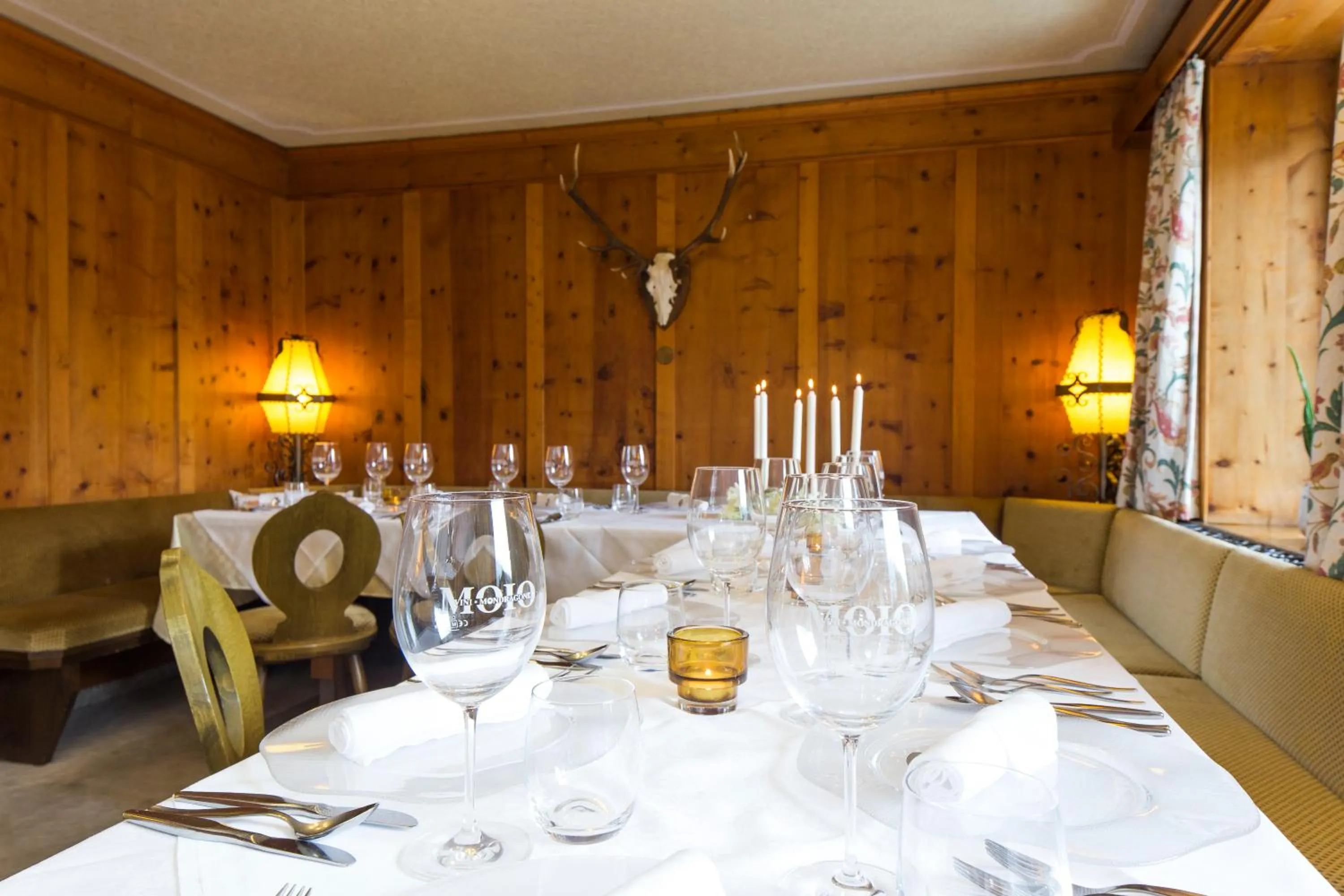 Banquet/Function facilities in Hotel Chalet Olympia