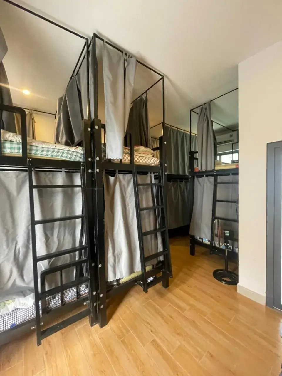 Bed in 8-Bed Mixed Dormitory Room in Aurora House Bed in 8-Bed Mixed Dormitory Room in Aurora House