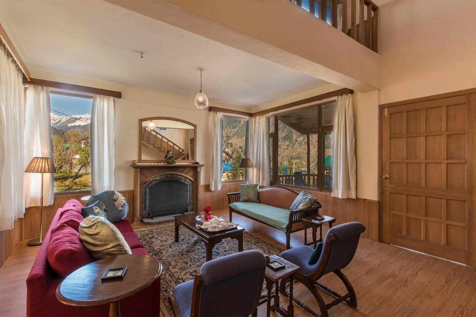 Living room in StayVista at Jodhpur House - 3 BR Pet friendly Villa amidst Apple, Pear and Cherry Orchards in Manali