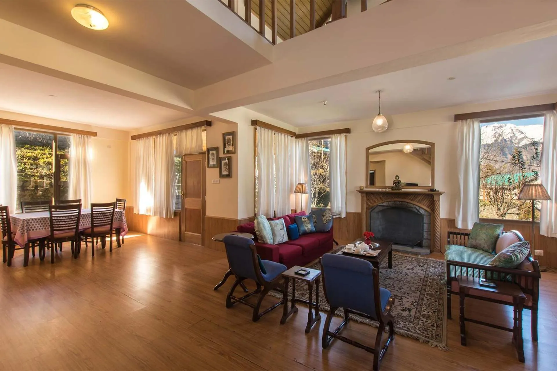 Living room in StayVista at Jodhpur House - 3 BR Pet friendly Villa amidst Apple, Pear and Cherry Orchards in Manali