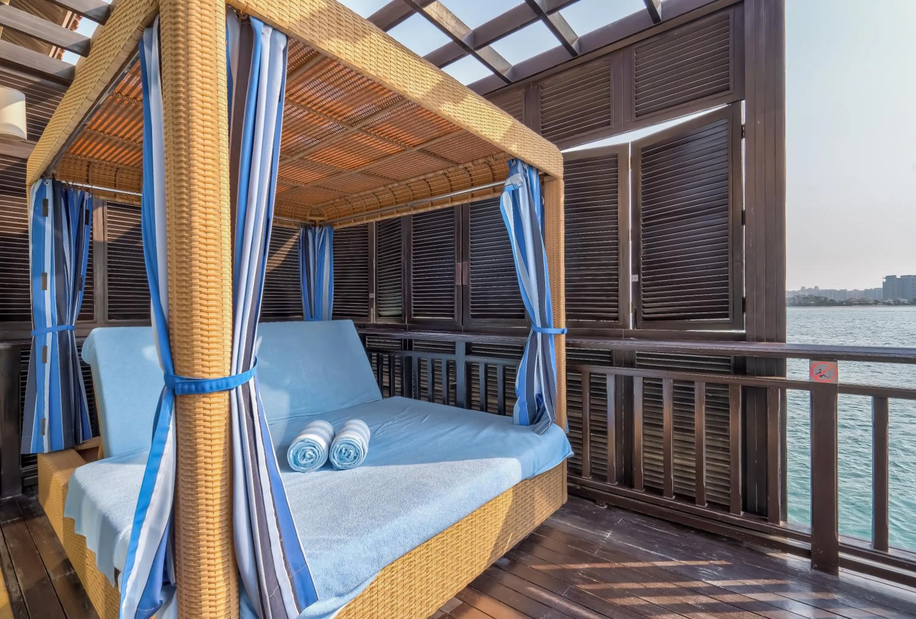 Balcony/Terrace in Anantara The Palm Dubai Resort