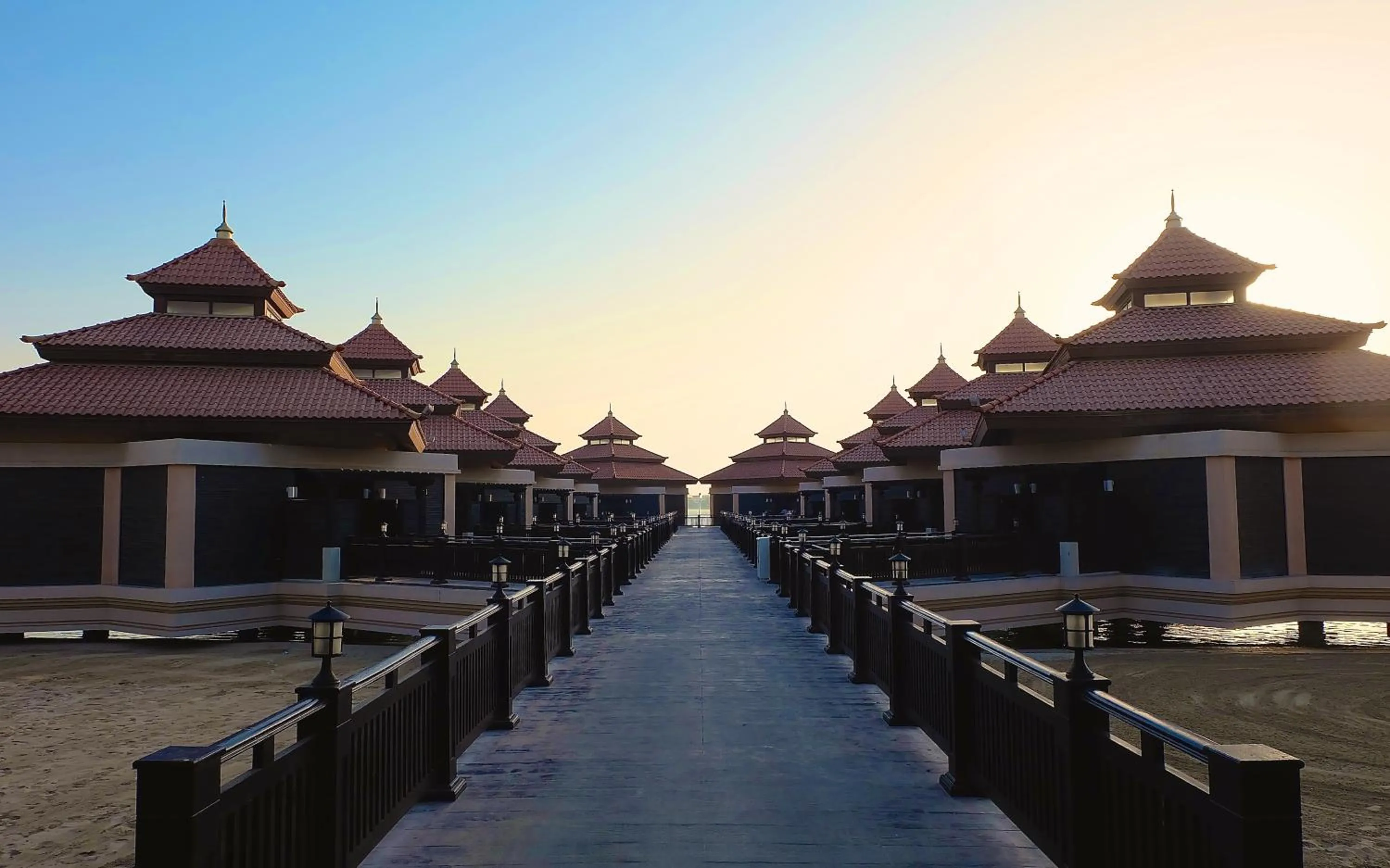 Bedroom in Anantara The Palm Dubai Resort