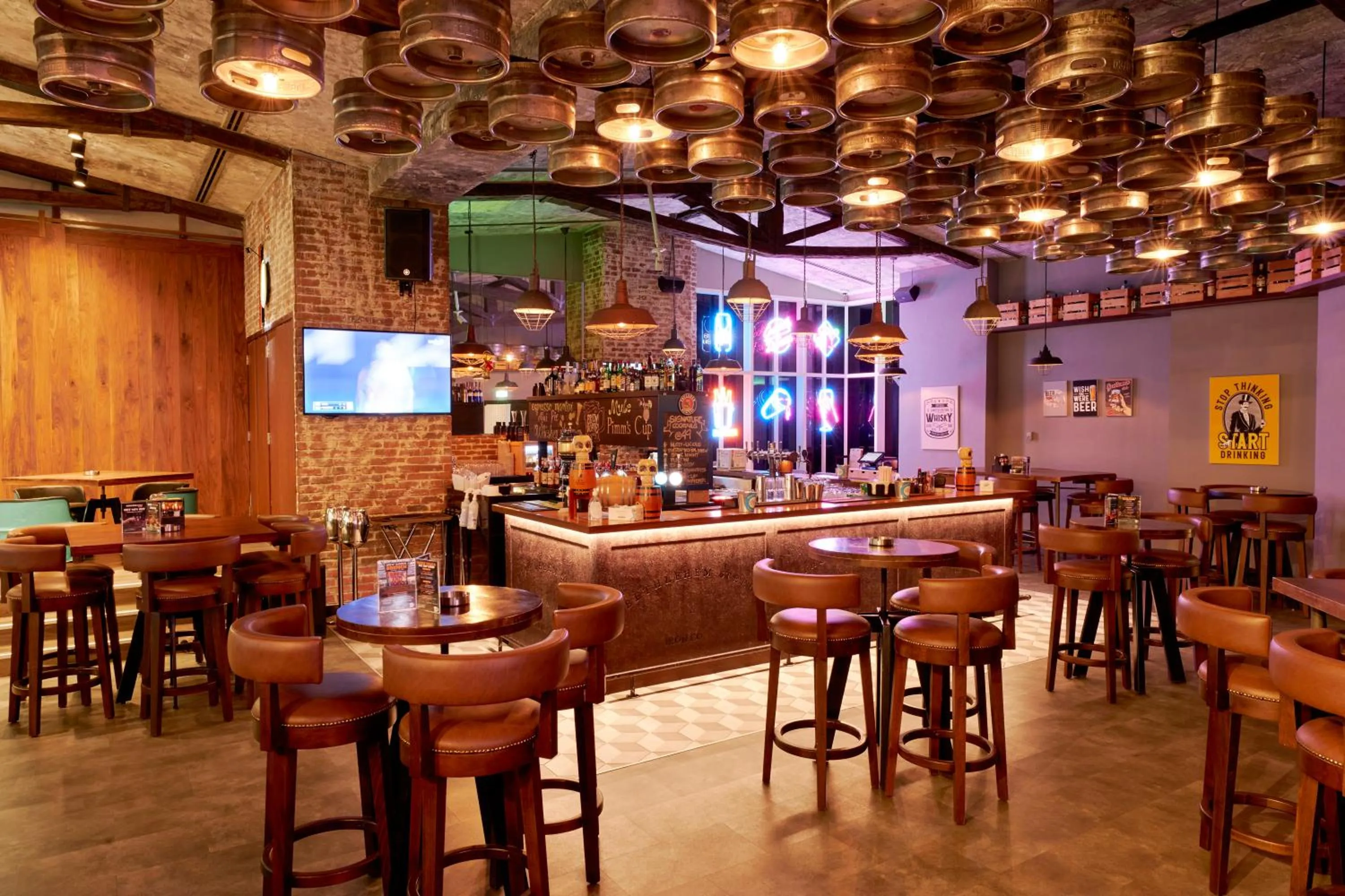 Restaurant/places to eat in Citymax Hotel Business Bay