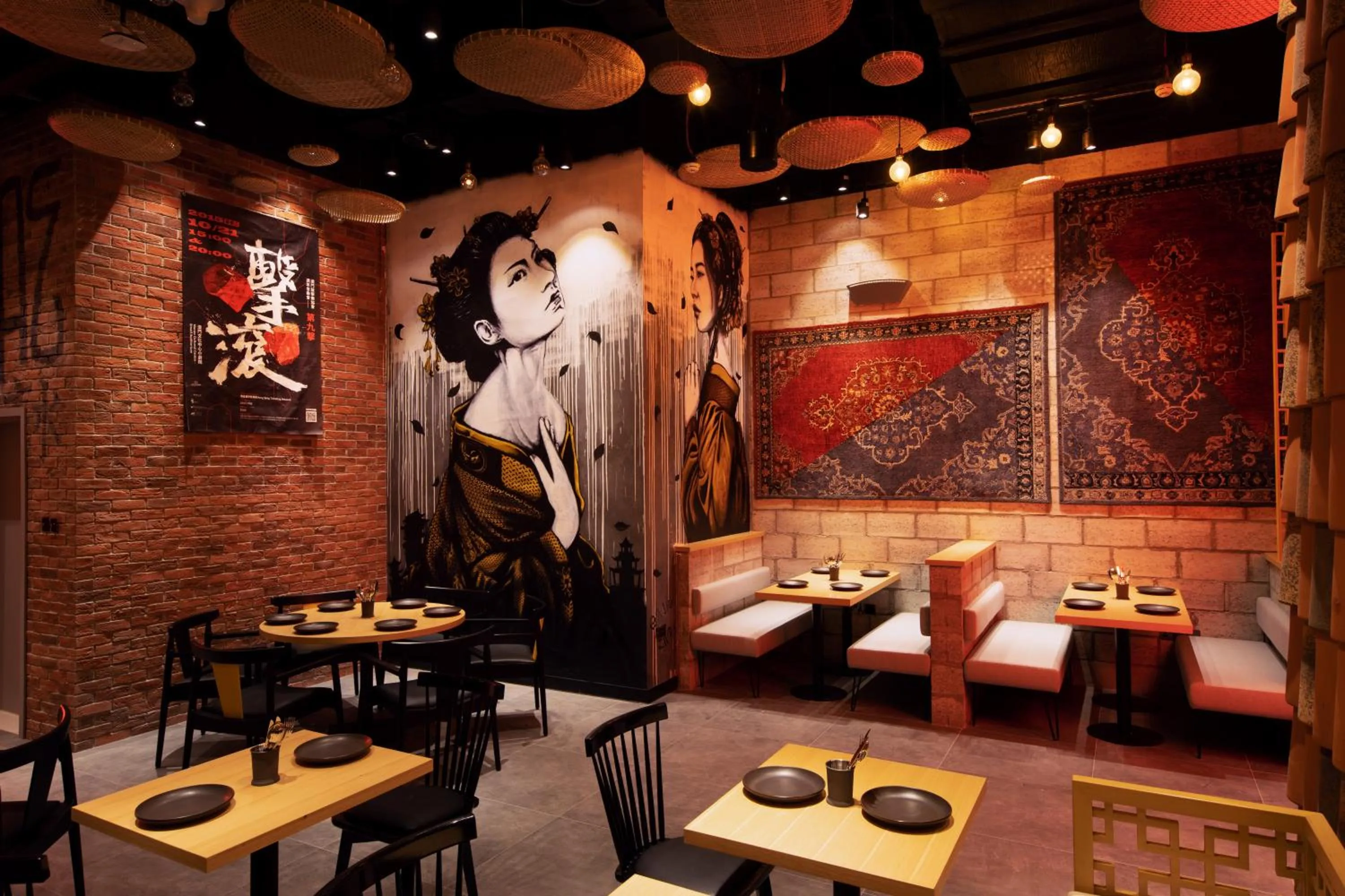 Restaurant/places to eat in Citymax Hotel Business Bay