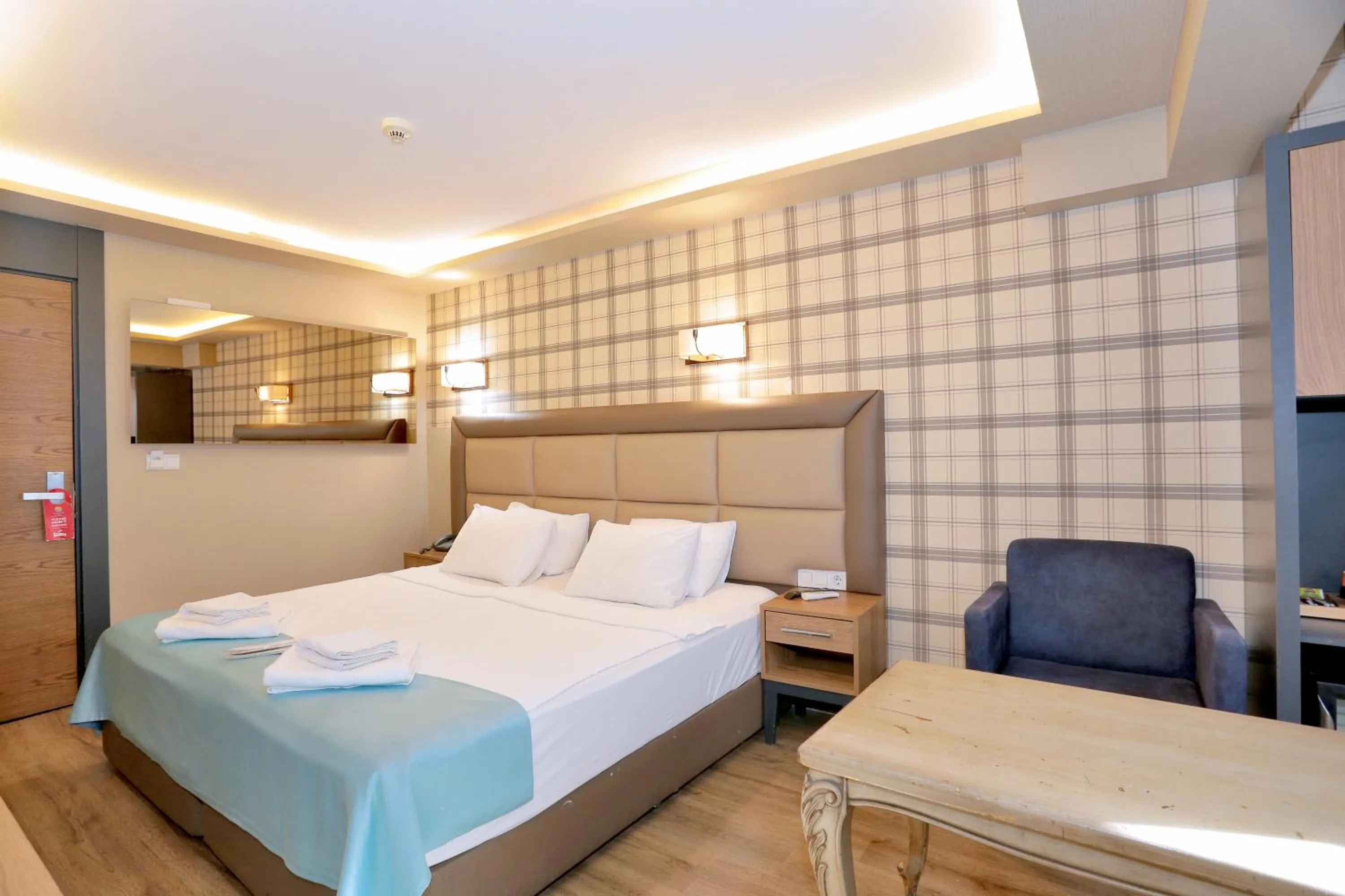 Living room in Turkuaz Hotel