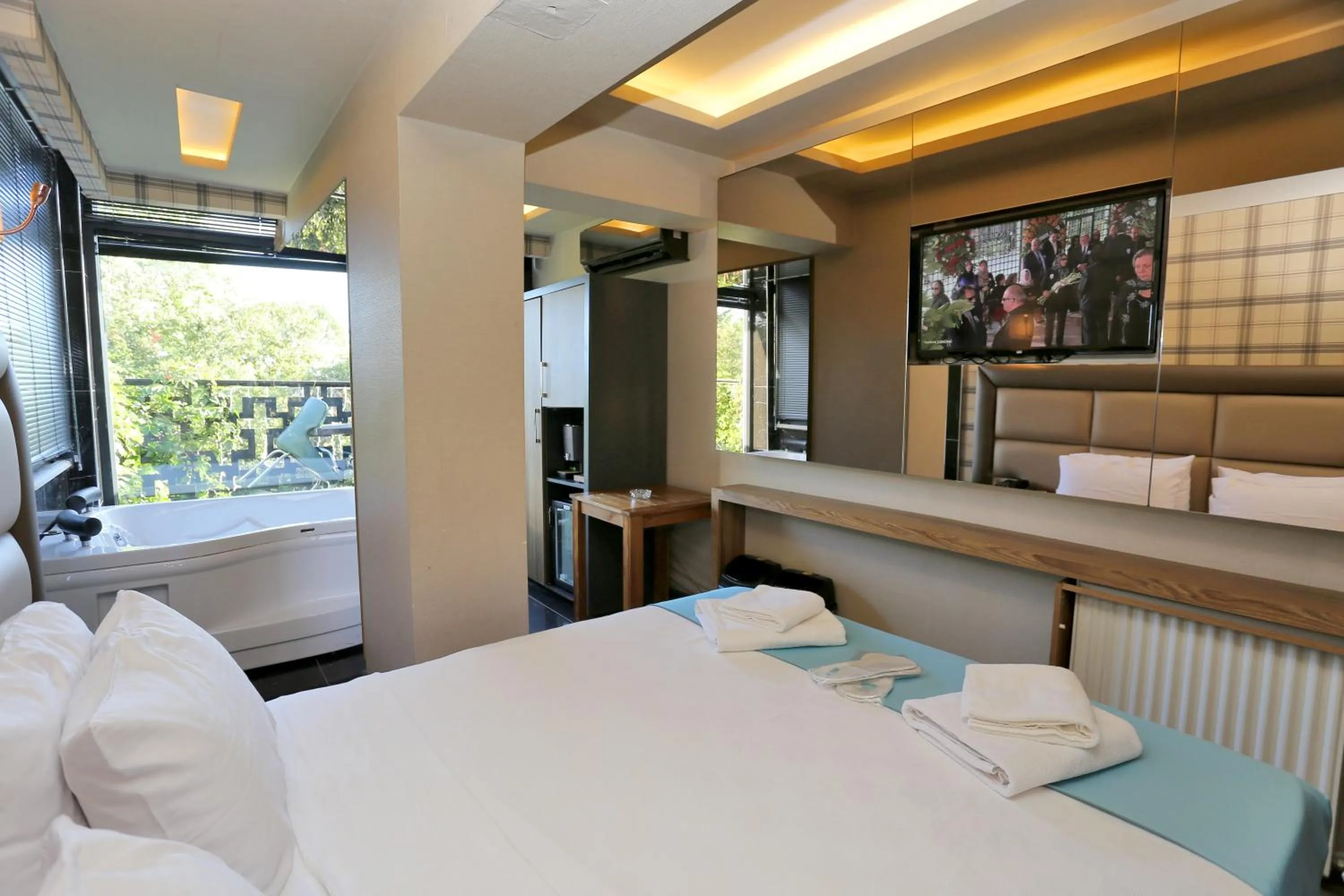 Photo of the whole room in Turkuaz Hotel