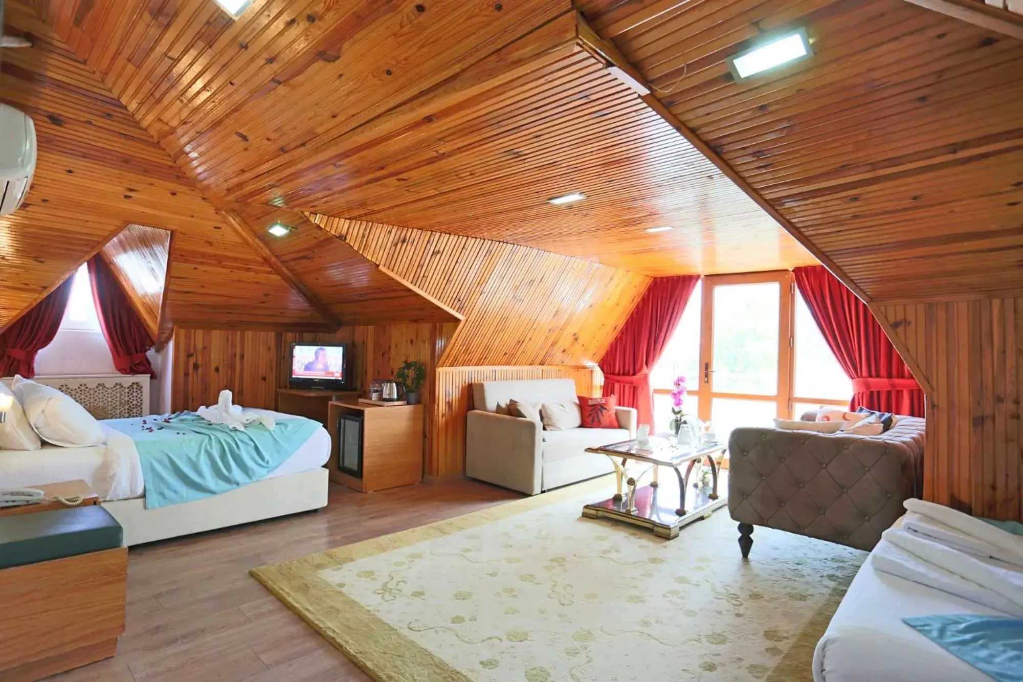 Superior Family Room in Turkuaz Hotel Superior Family Room in Turkuaz Hotel