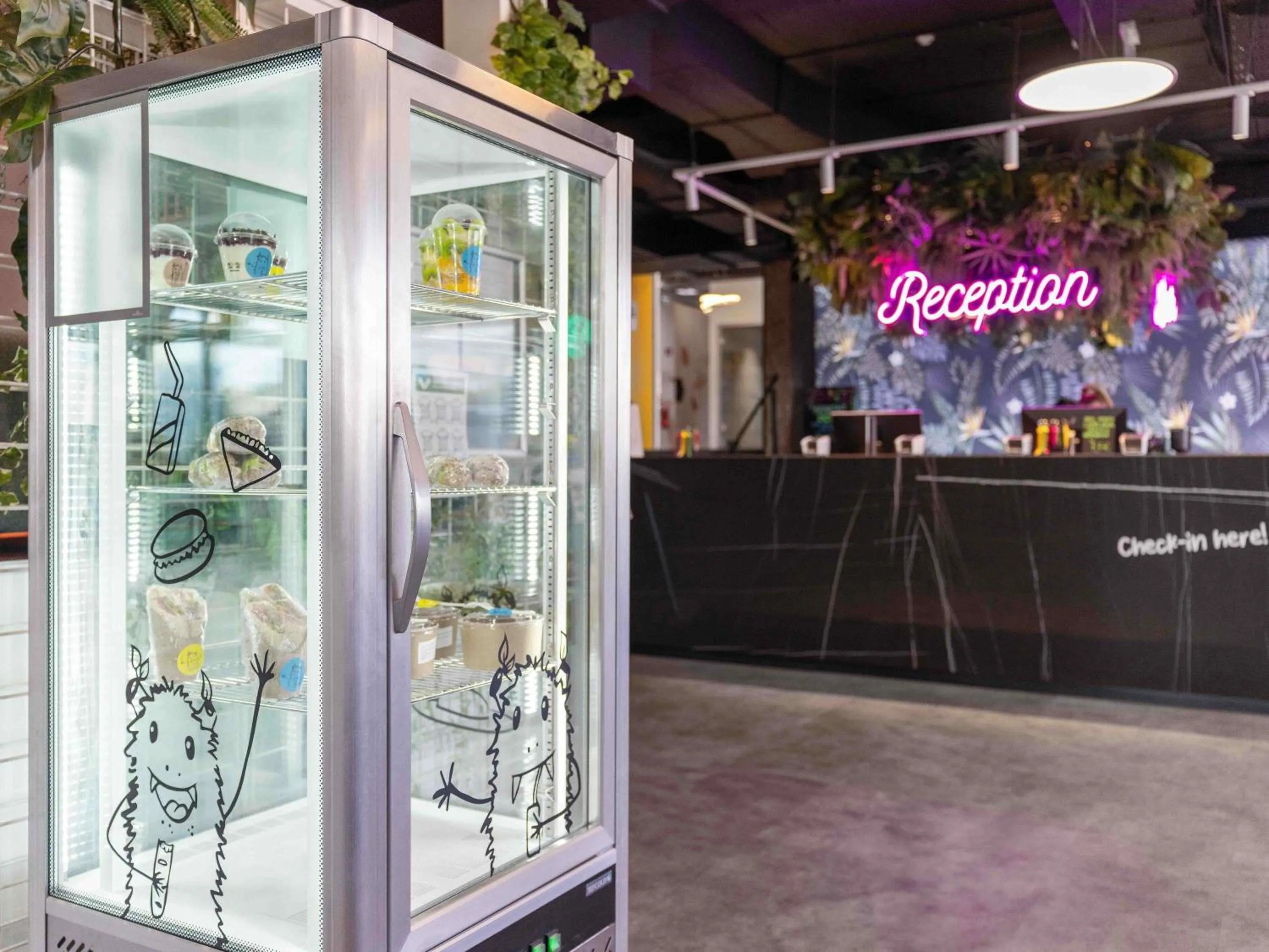 Other in ibis Styles Ljubljana The Fuzzy Log