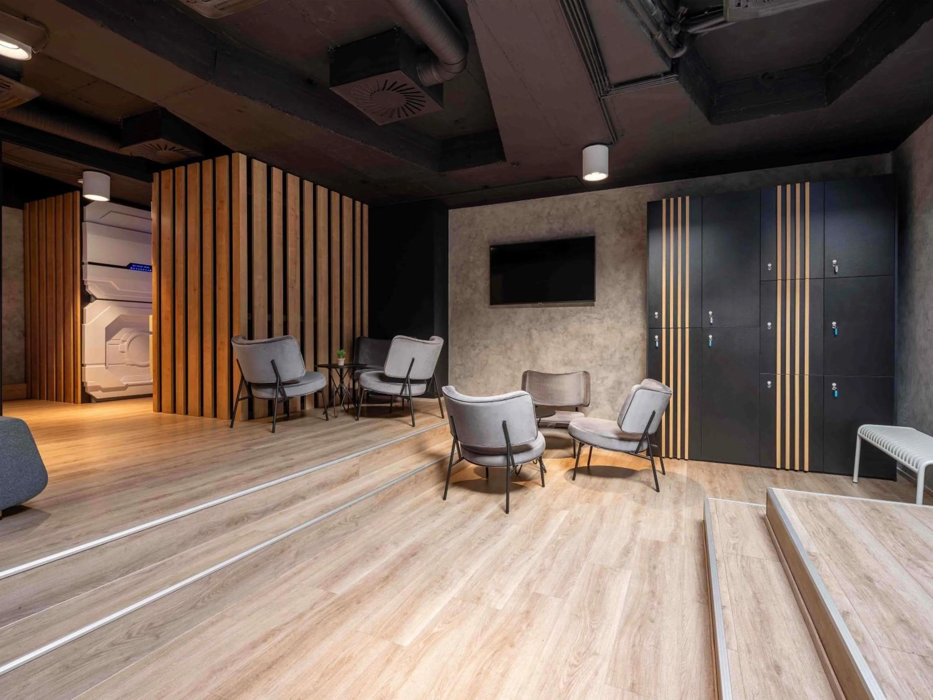 Bedroom in ibis Styles Ljubljana The Fuzzy Log