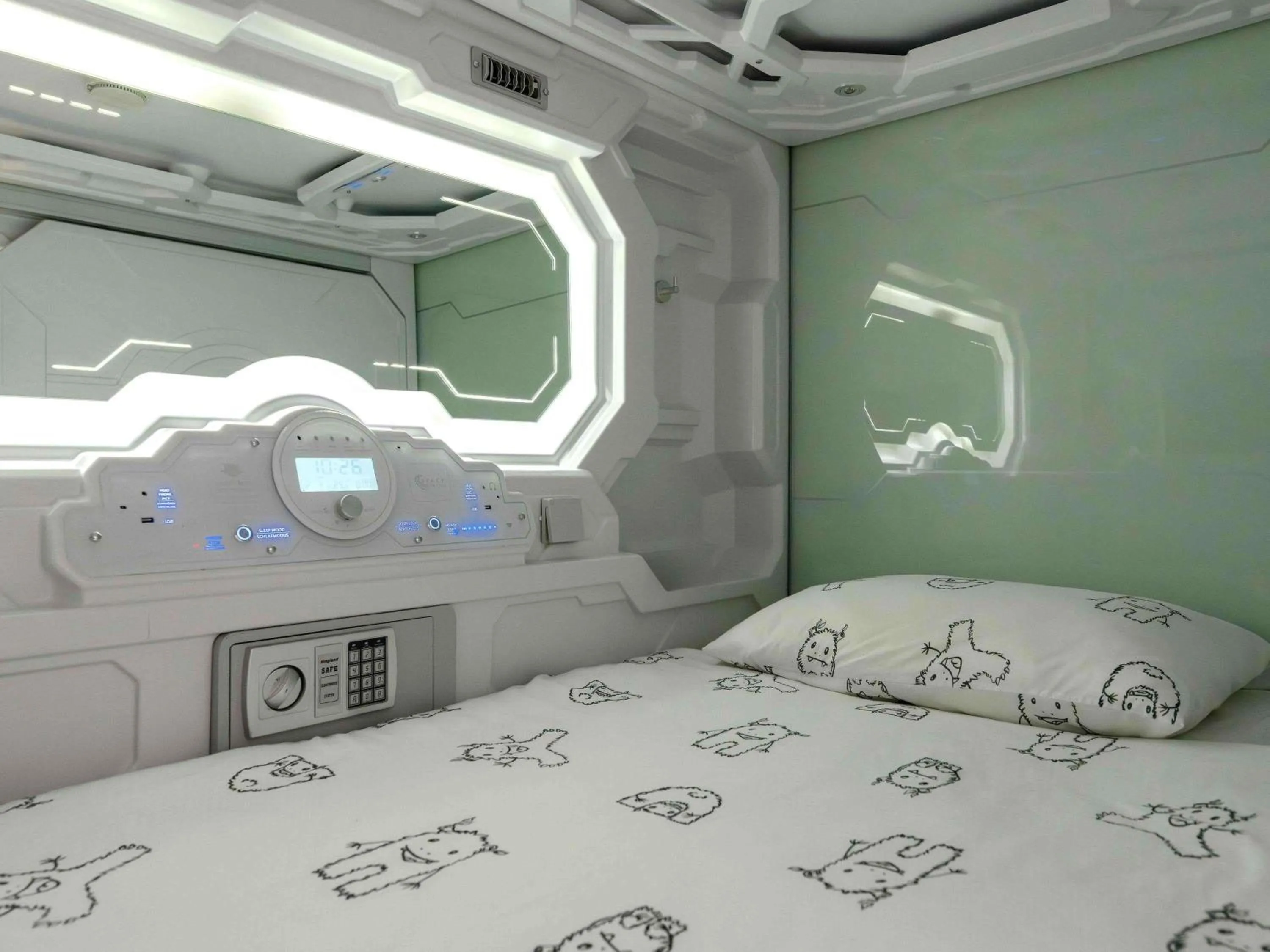 Bedroom, Bed in ibis Styles Ljubljana The Fuzzy Log