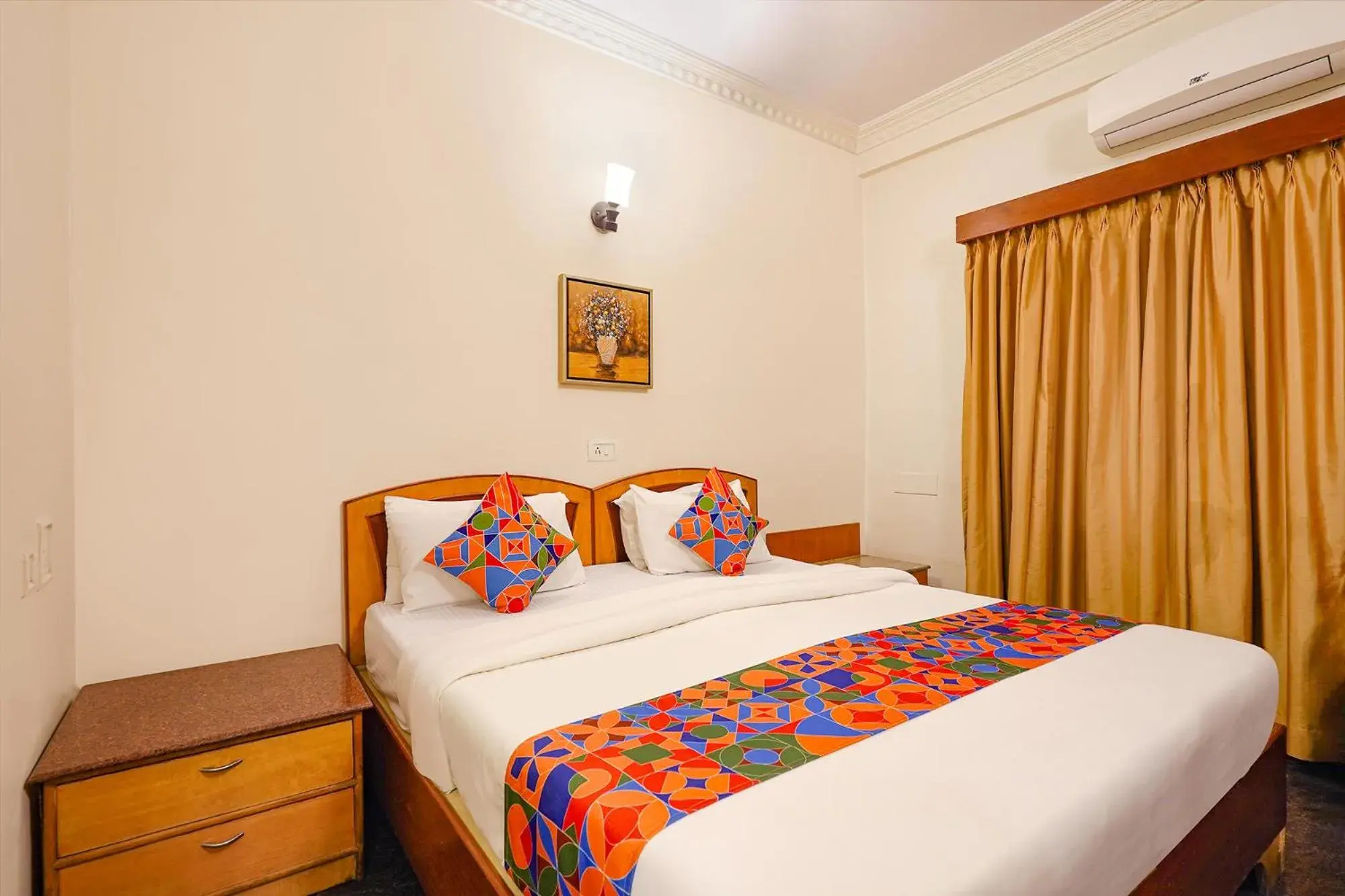 Deluxe Room - single occupancy in FabHotel Spiro Grand Deluxe Room - single occupancy in FabHotel Spiro Grand