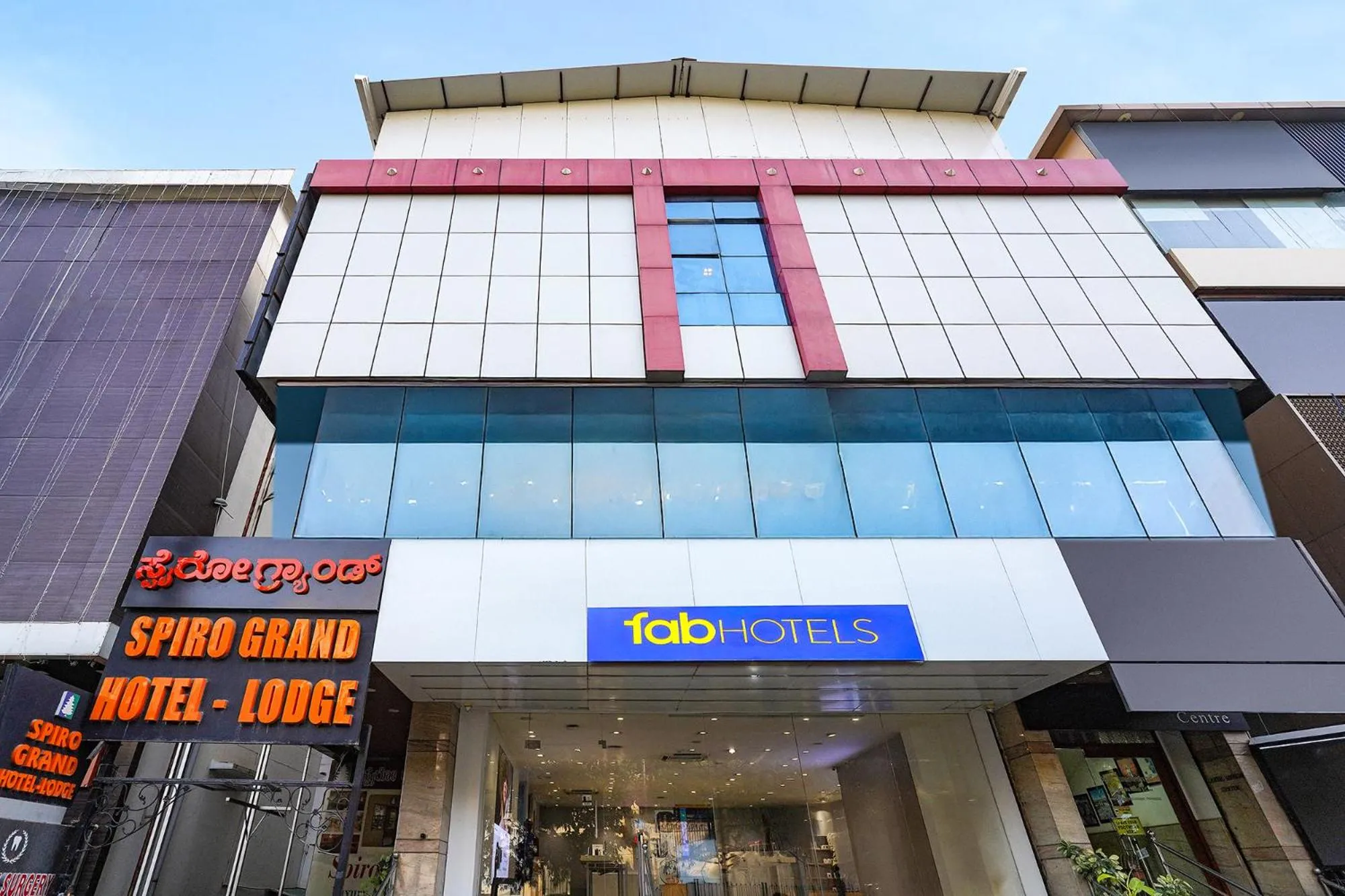 FabHotel Spiro Grand