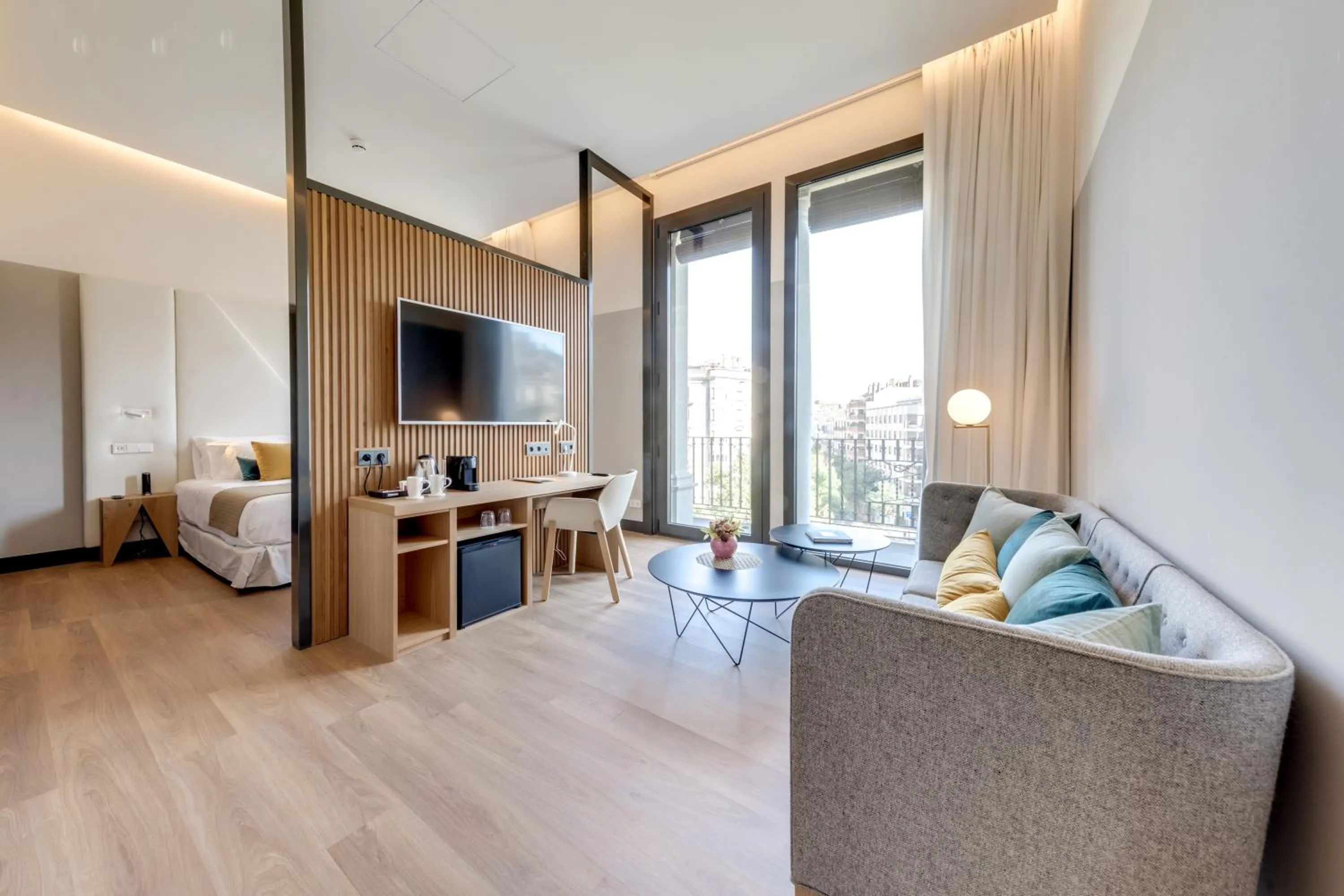 Photo of the whole room, Bed in Occidental Diagonal 414