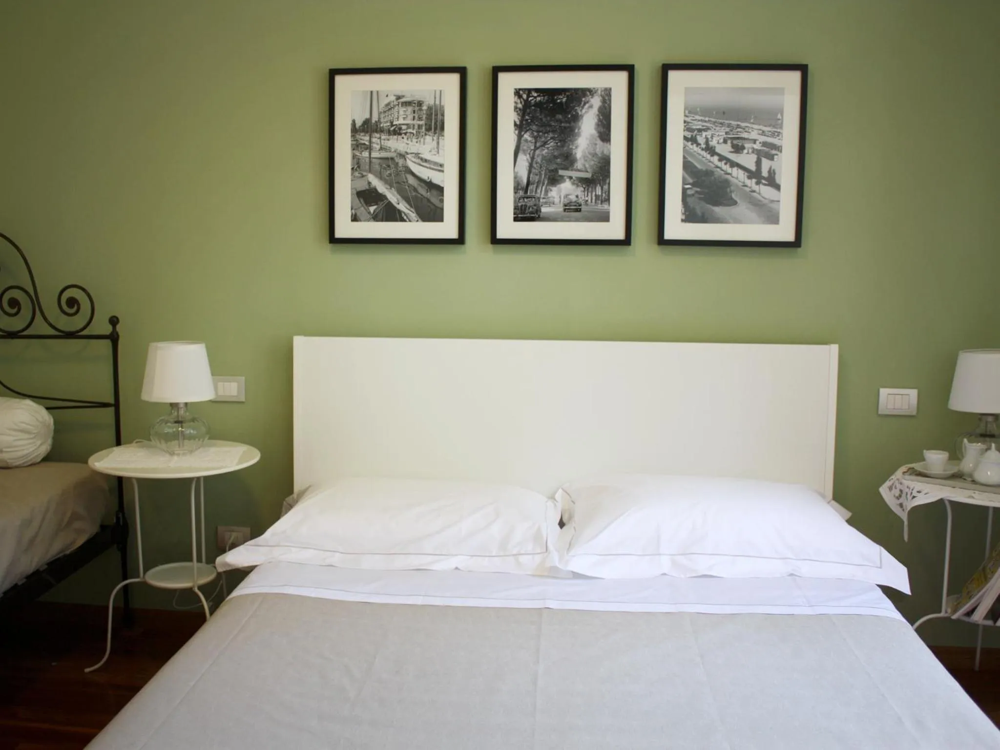 Photo of the whole room, Bed in Bed And Breakfast 22 Garibaldi Home